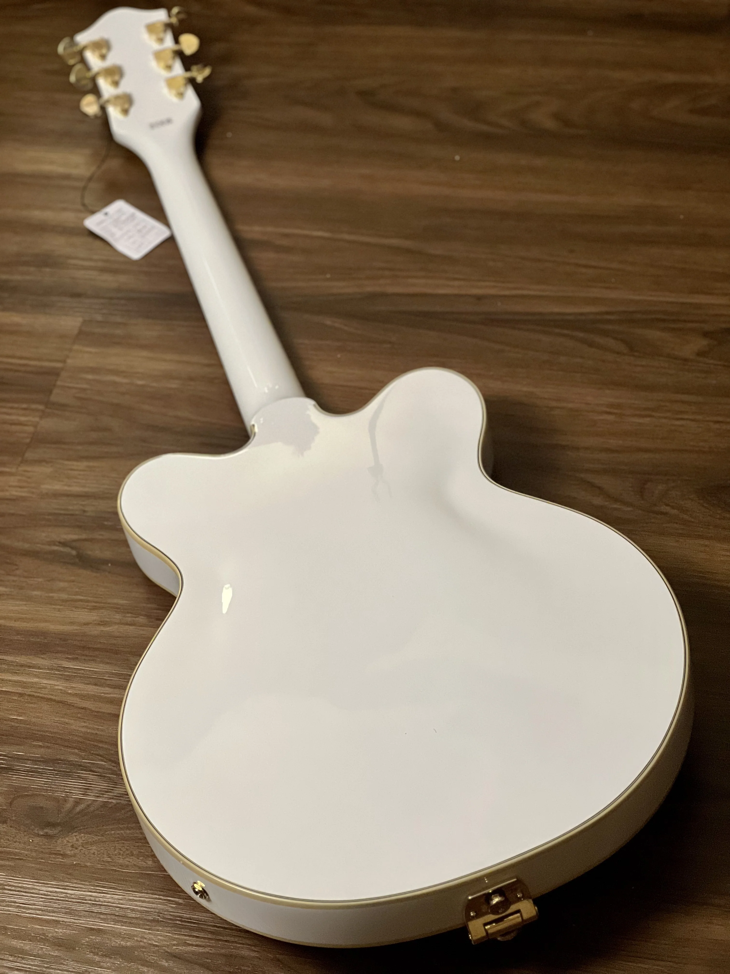 Gretsch FSR G2627TG Streamliner Center Block 3-pickup w/ Bigsby in White - Image 4