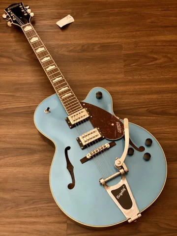 Gretsch G2420T Streamliner - Riviera Blue