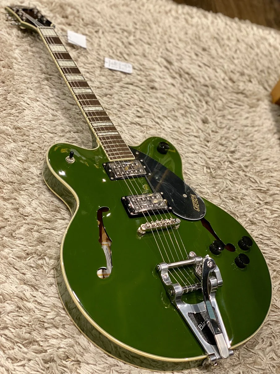 Gretsch G2622T Streamliner Hollowbody in Torino Green with Bigsby - Image 2