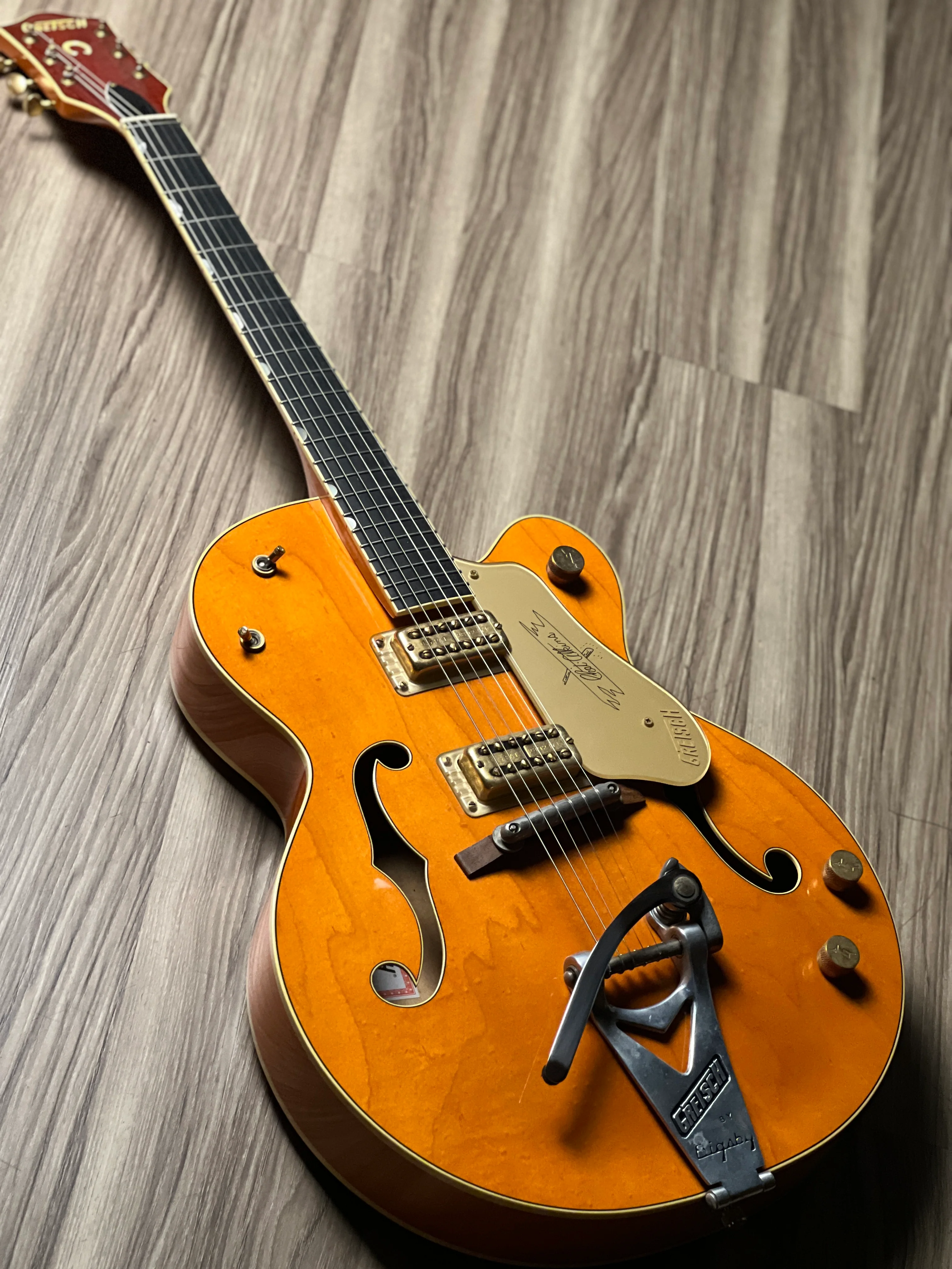 Gretsch G6120-1959 Chet Atkins Hollowbody w/Bigsby in Vintage Orange Stain (USED) JT09041398 - Image 12