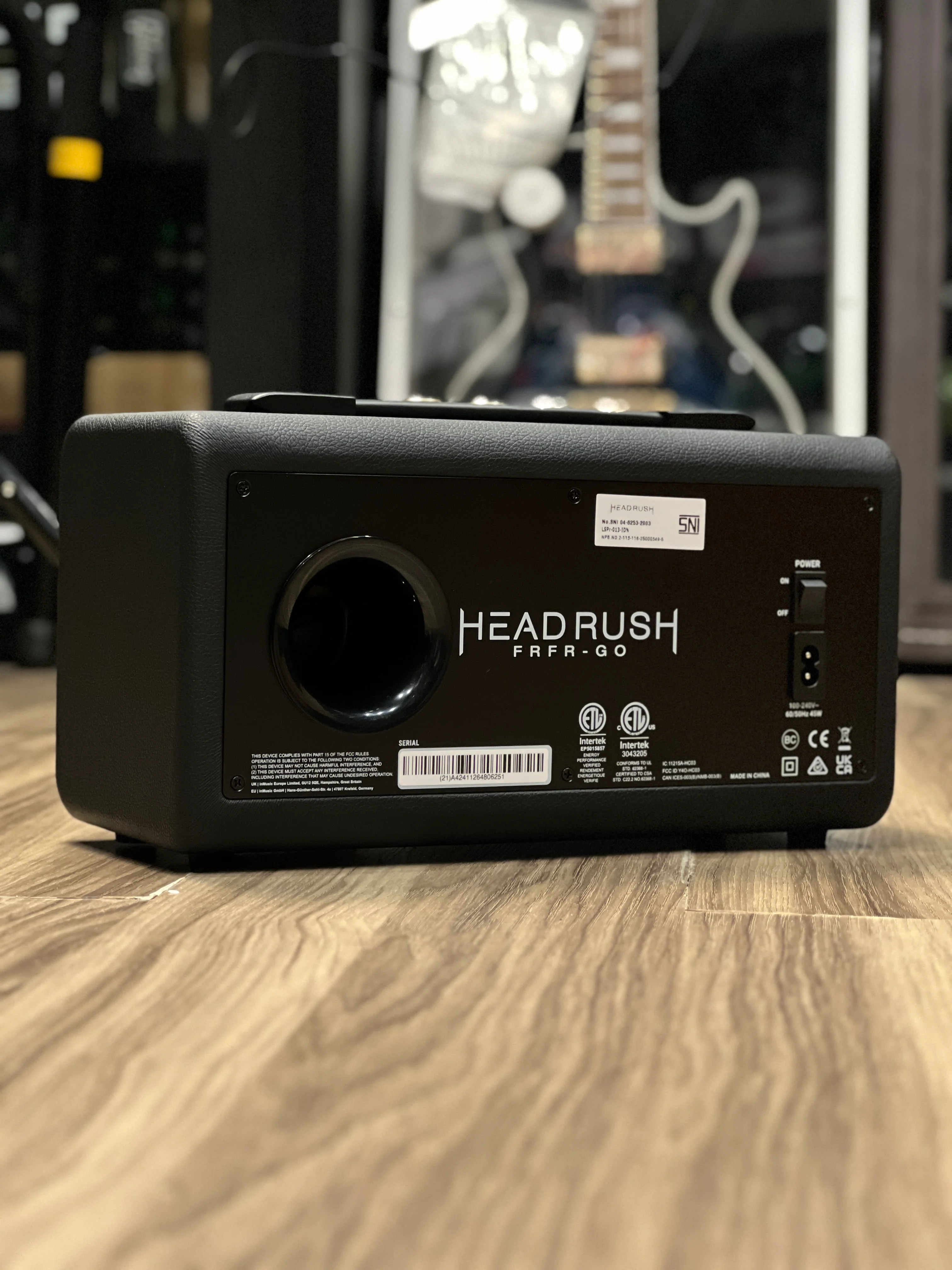 HeadRush FRFR Go 30-watt 2 x 3-inch Desktop Amplifier in Black - Image 5