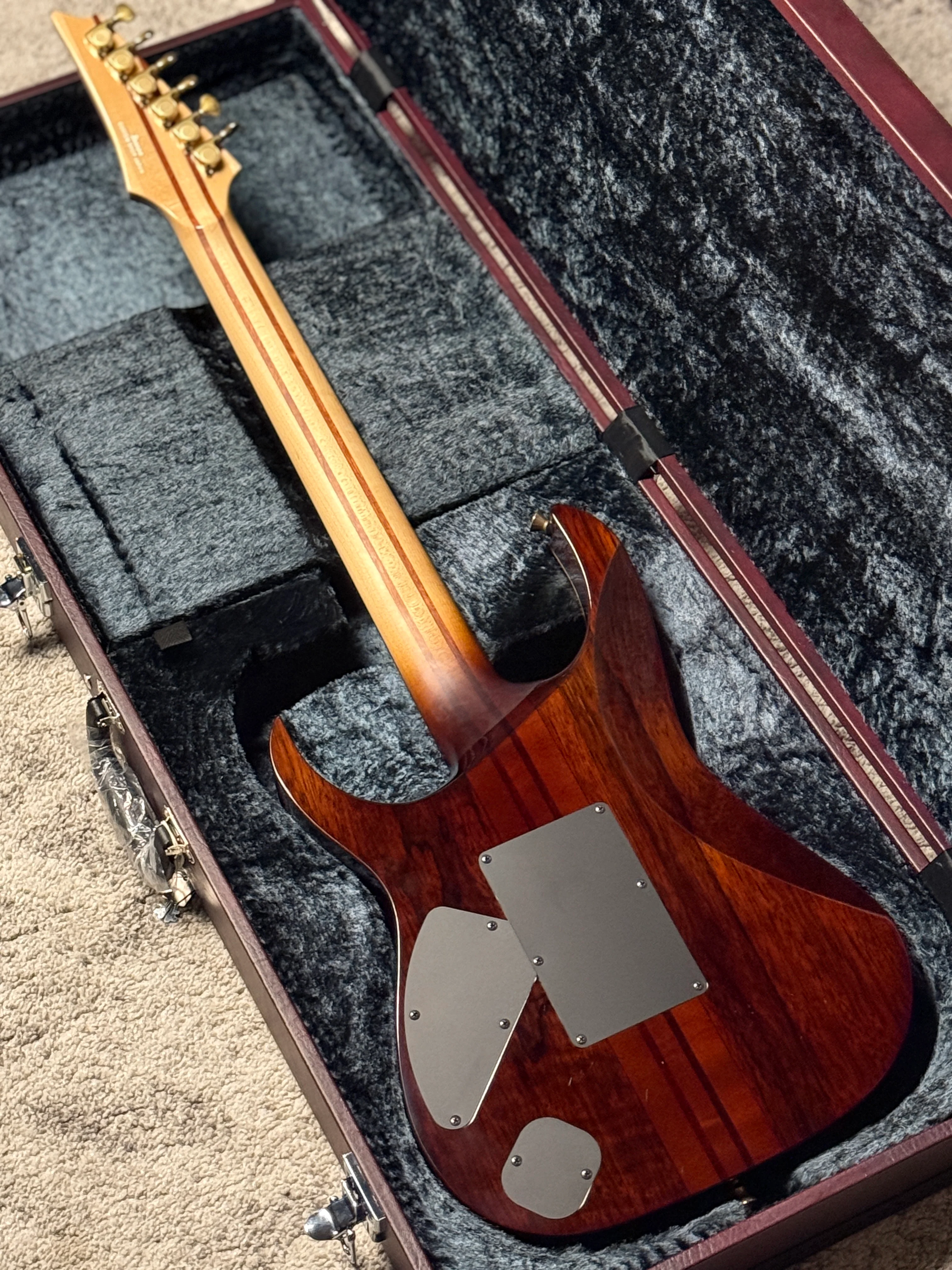 Ibanez Japan Custom Shop Visions IV1RG with Ebony FB in Amber I25306 - Image 12