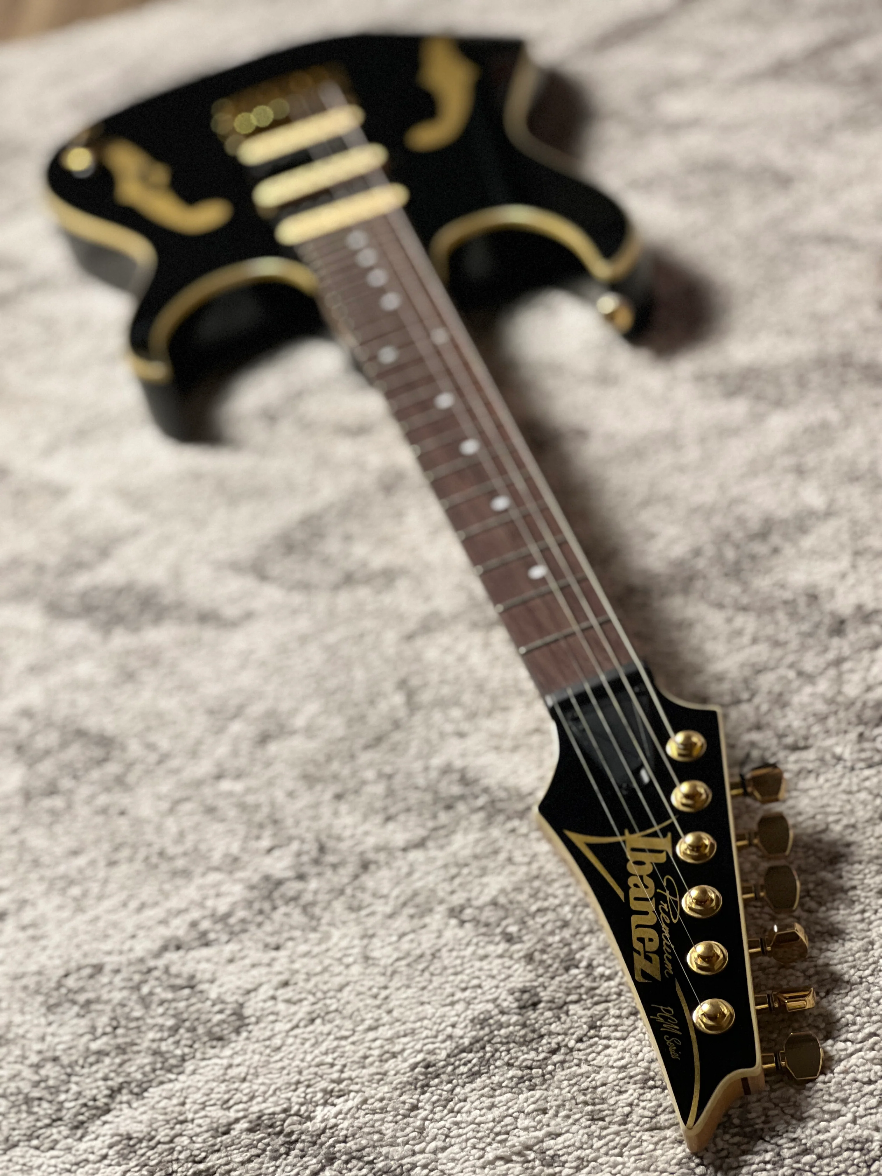 Ibanez PGM50 Paul Gilbert Signature Electric Guitar in Black 240310732 - Image 8