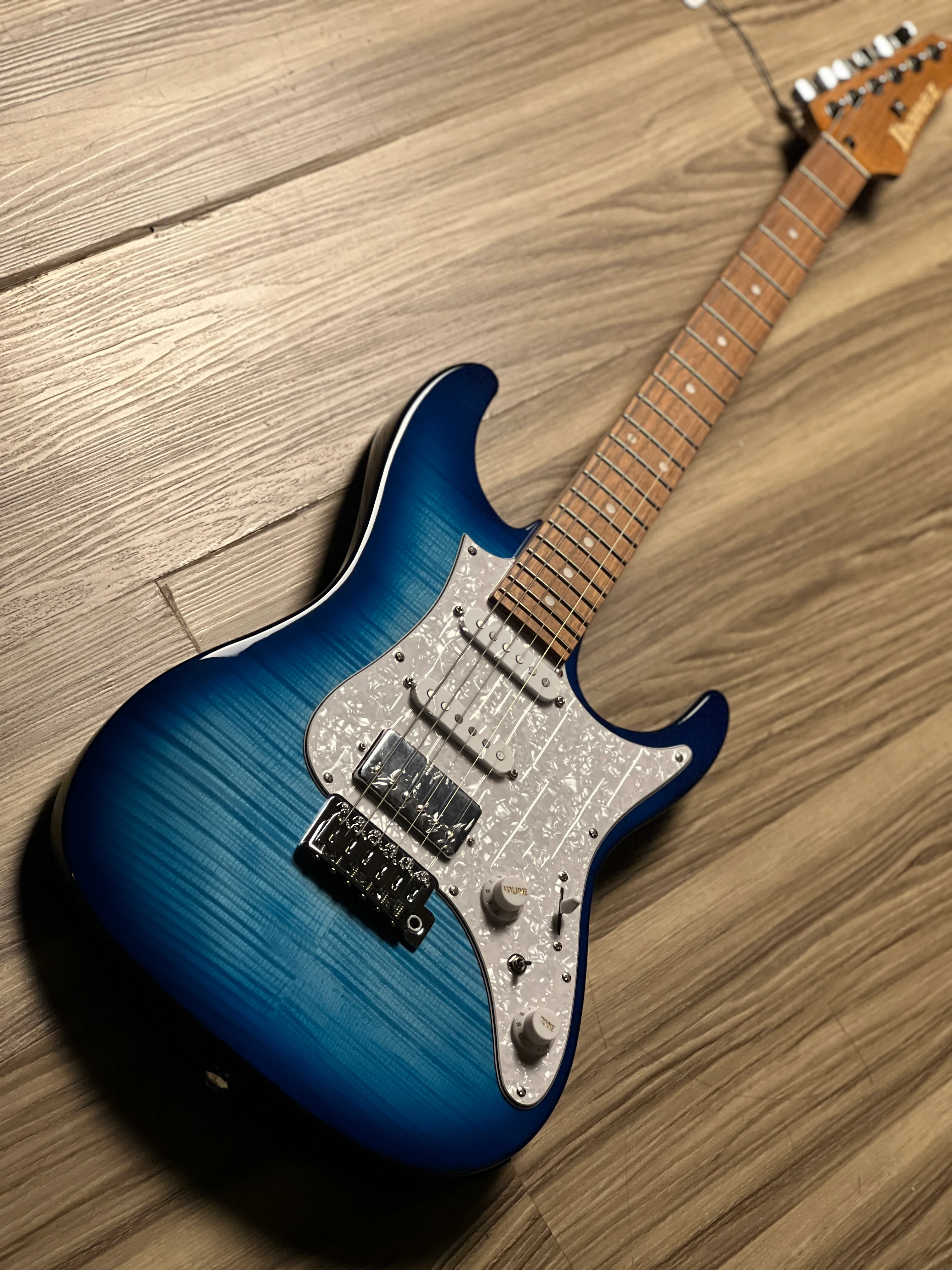 Ibanez AZ22S1F-TXB in Transparent Turquoise Burst - Image 3