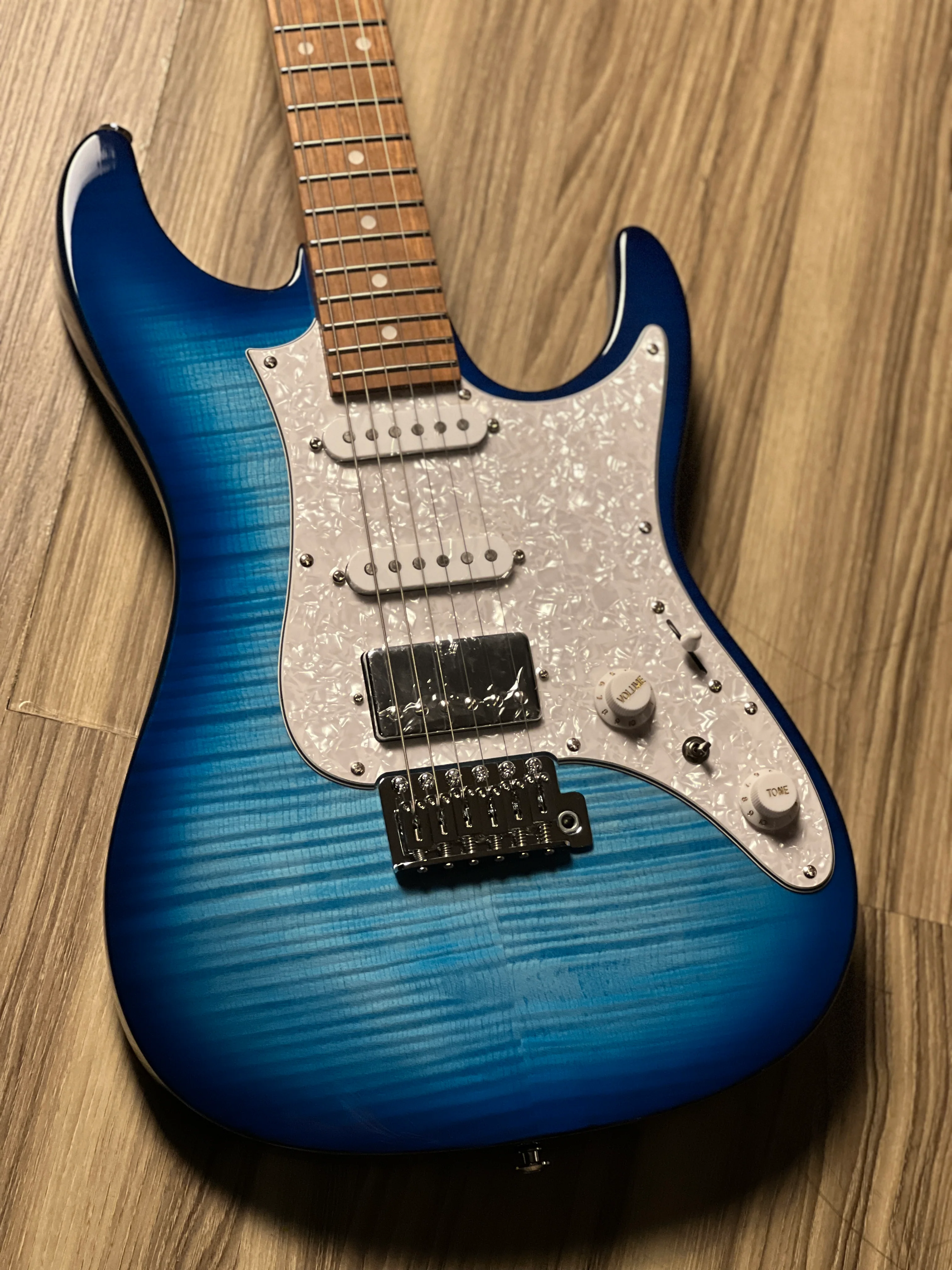 Ibanez AZ22S1F-TXB in Transparent Turquoise Burst - Image 4