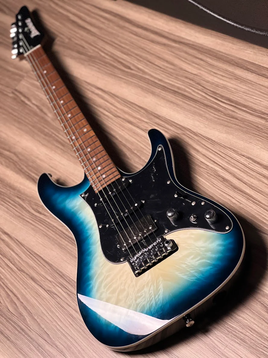 Ibanez Premium AZ24P1QM in Deep Ocean Blonde - Image 2