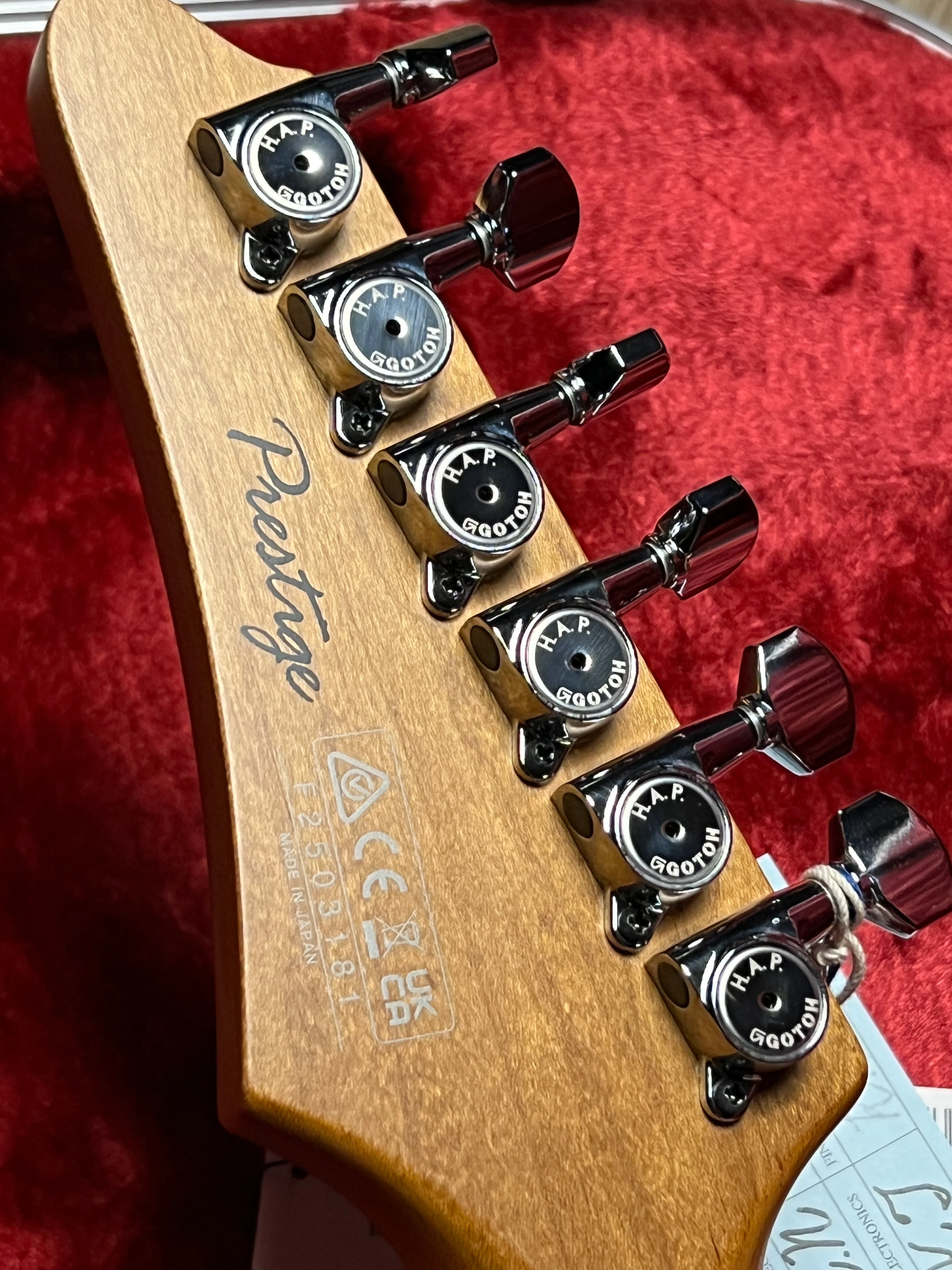 Ibanez Prestige AZ2204 in Pearl White F2503181 - Image 7