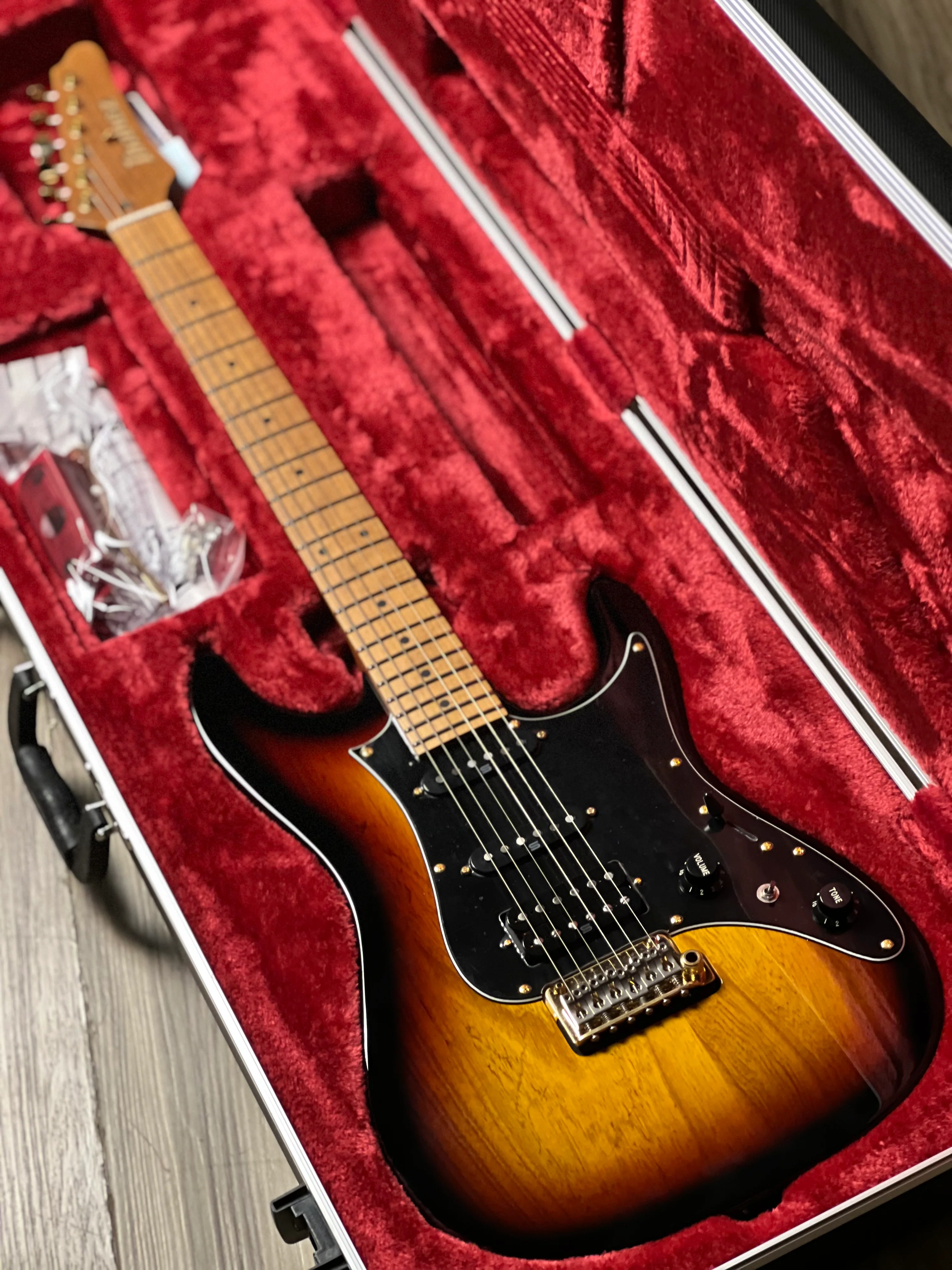 Ibanez Prestige AZ2204AG-TFB w/Case in Tri Fade Burst F2533518 - Image 2