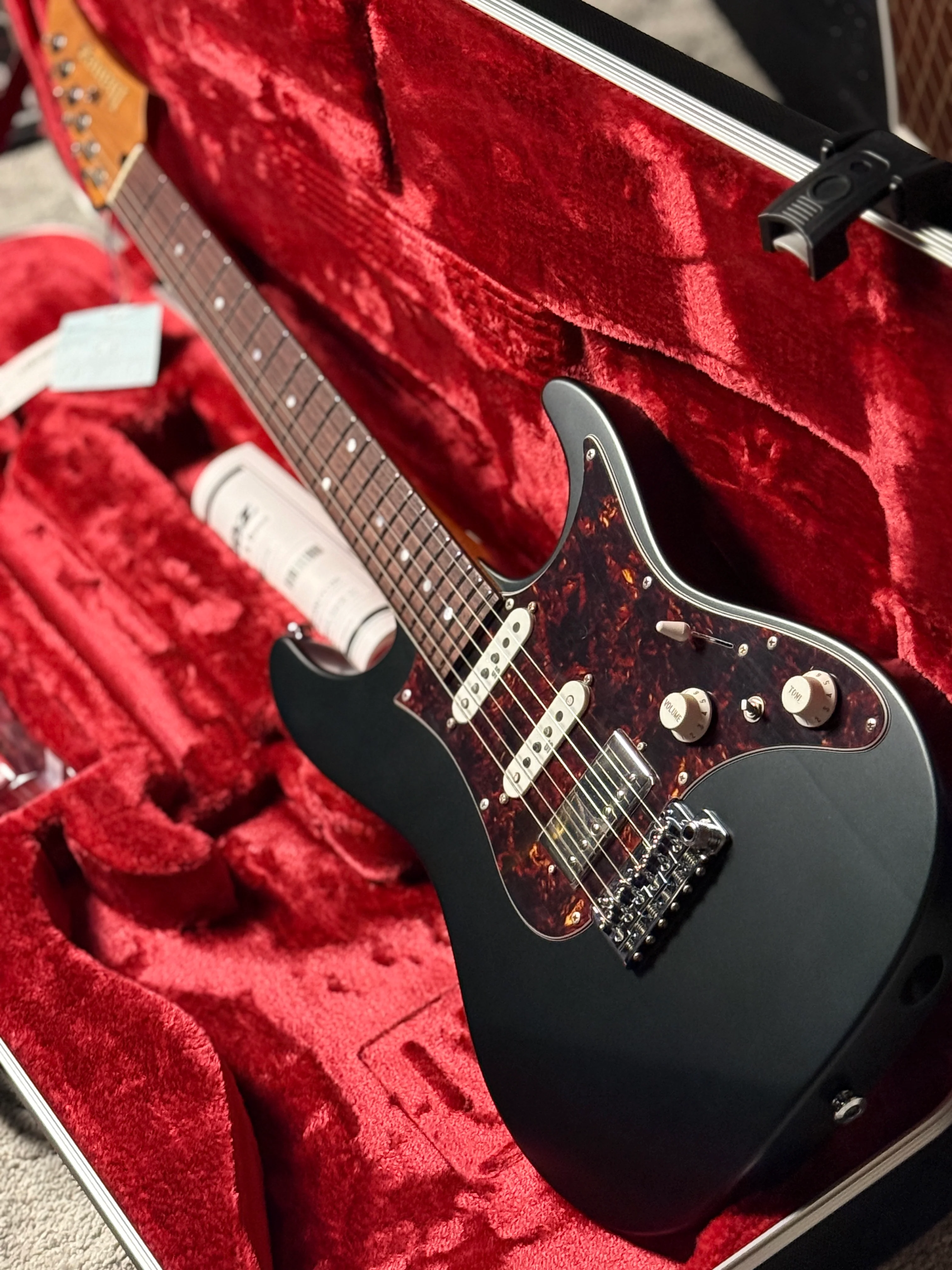 Ibanez Prestige AZ2204N-VGF in Ivy Green Metallic Flat with Case - Image 5