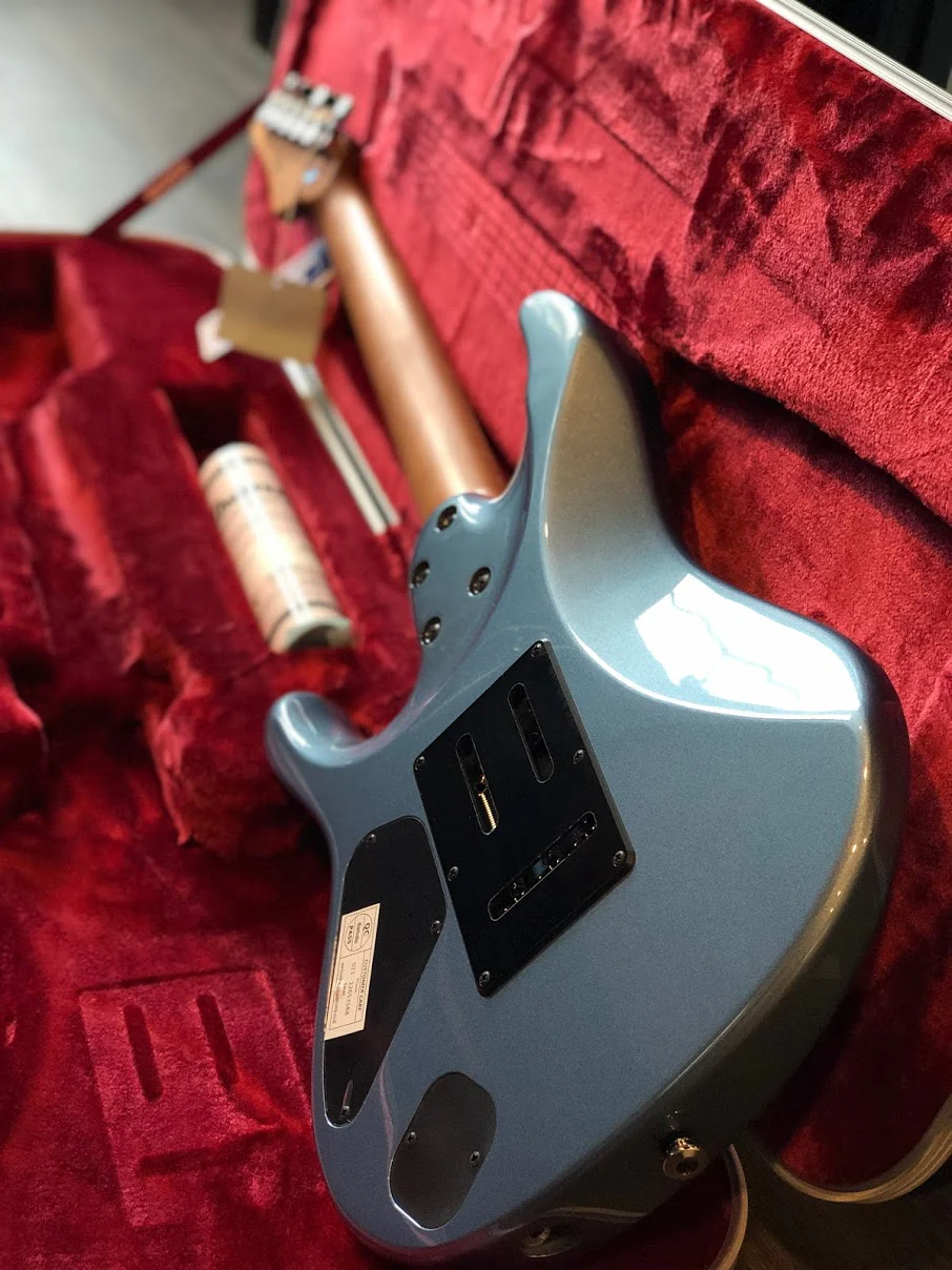 Ibanez Prestige Japan AZ2402-ICM Ice Blue Metallic - Image 2