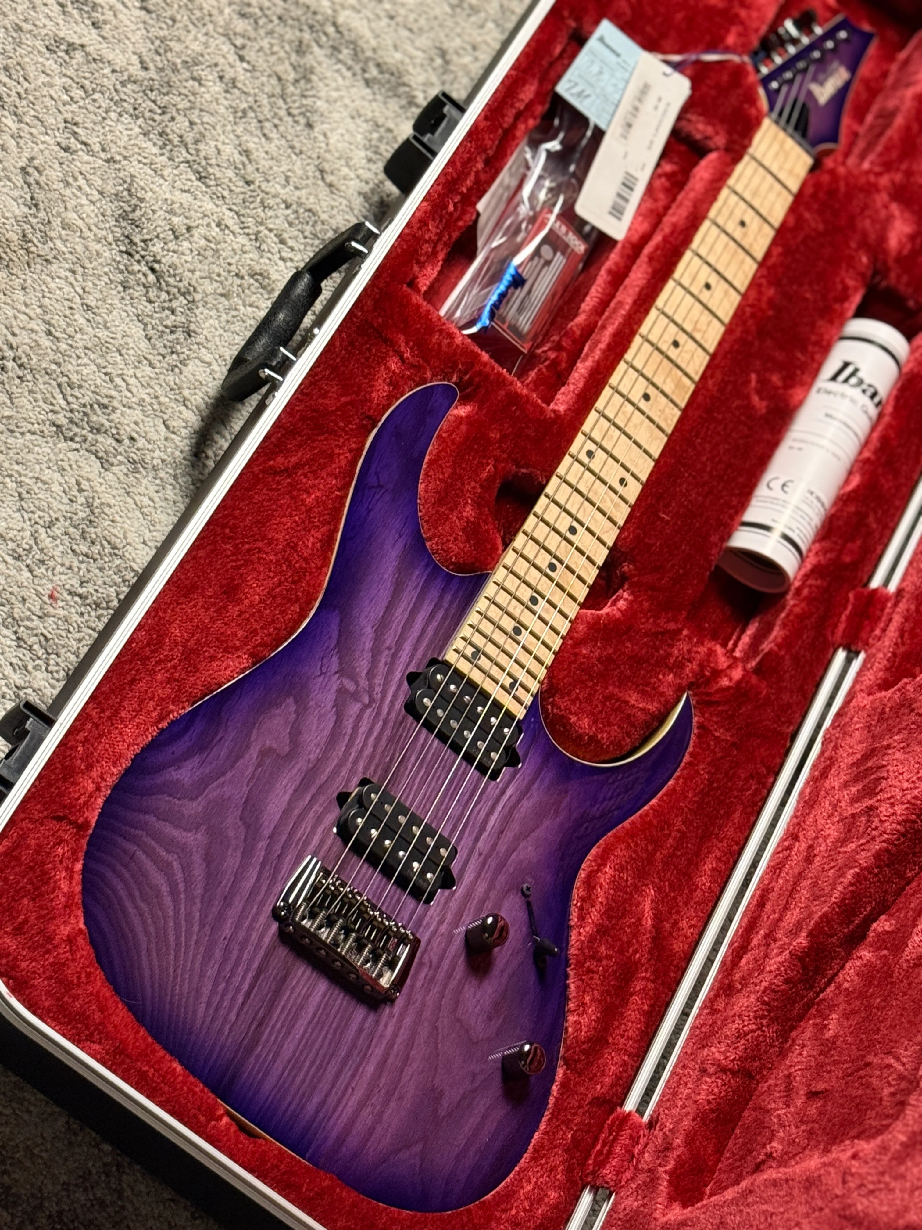 Ibanez Prestige RG652AHMFX-RPB Electric Guitar With Case in Royal Plum Burst F2528375 - Image 3