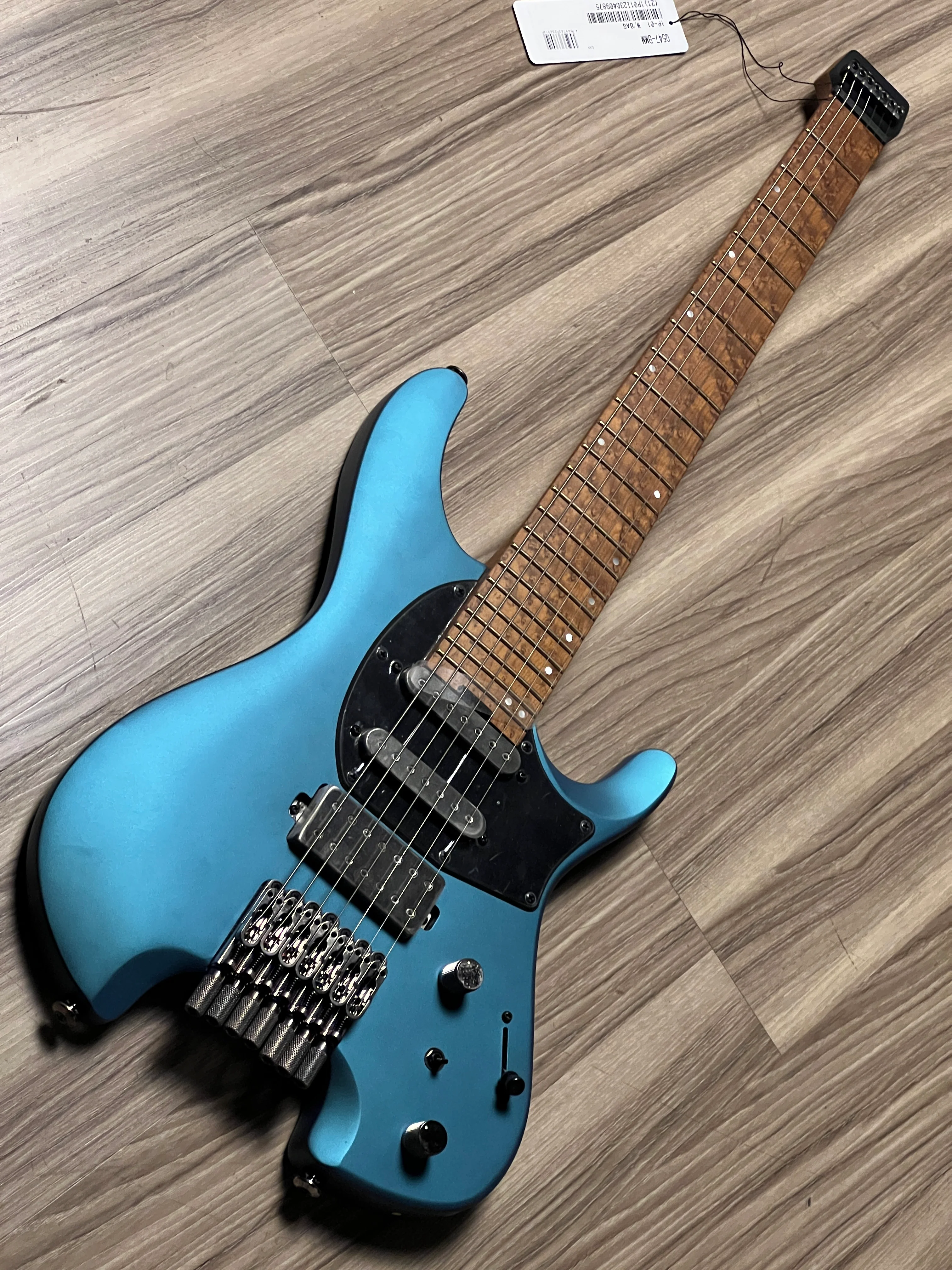 Ibanez Q547-BMM Headless wih Bag in Blue Chameleon Metallic Matte - Image 3