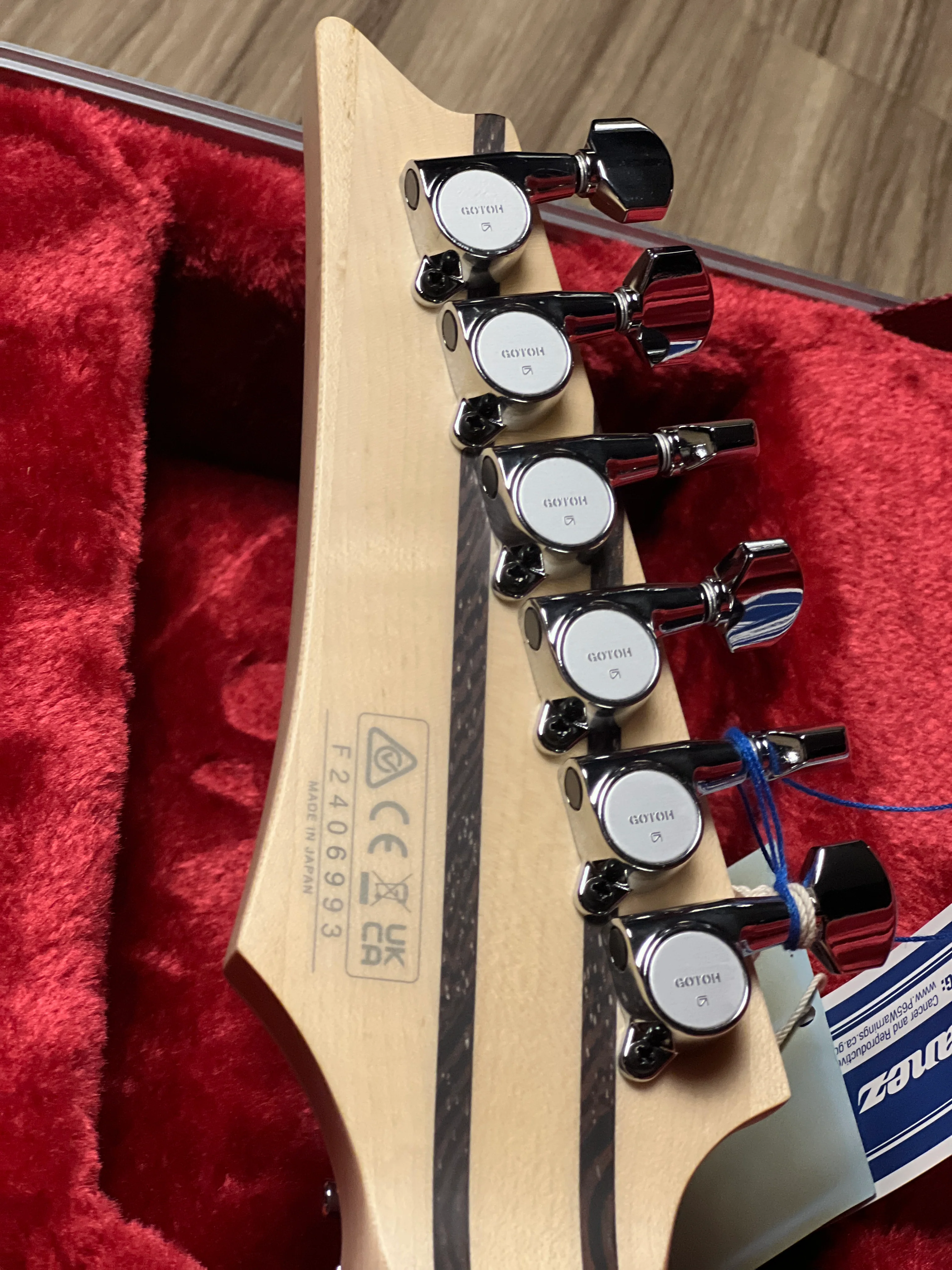Ibanez RG5440C-PW with Case in Pearl White F2406993 - Image 6