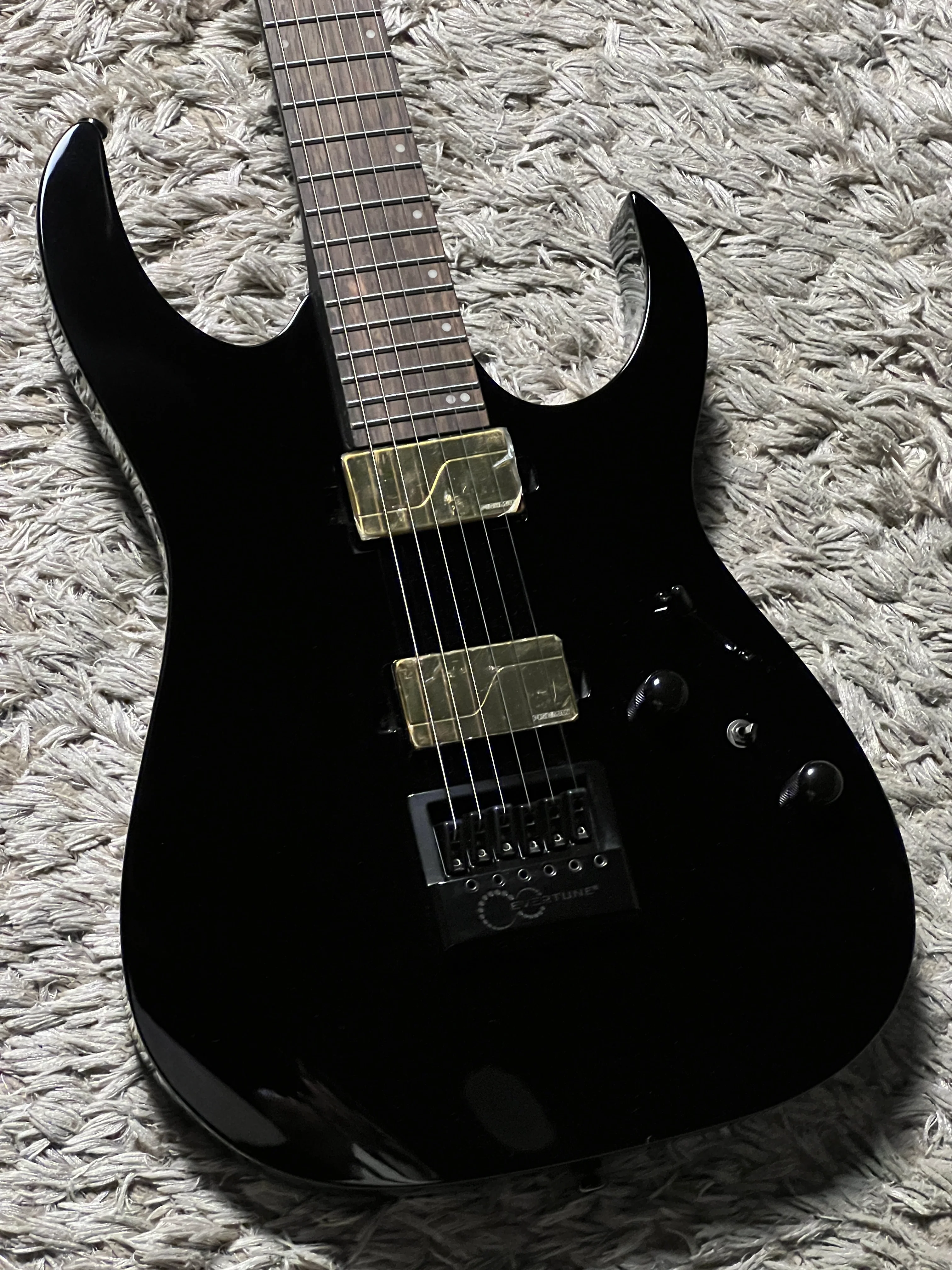 Ibanez RGR52ET-BK in Black - Image 3