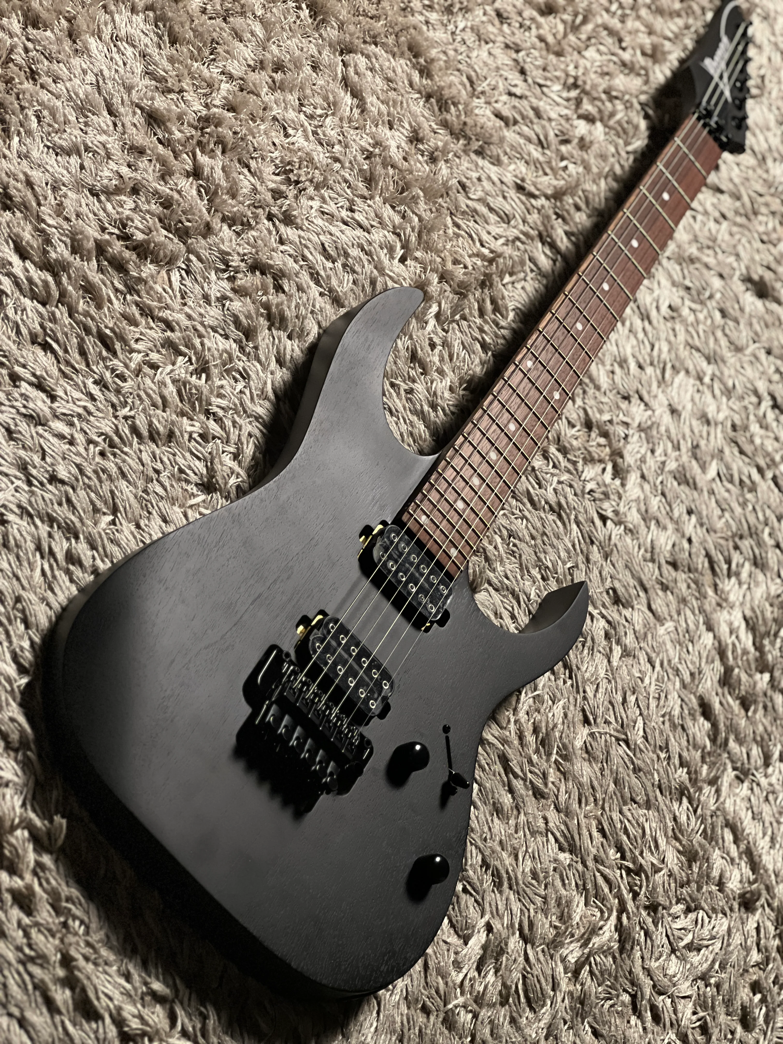 Ibanez RGRT420-WK in Weathered Black - Image 3