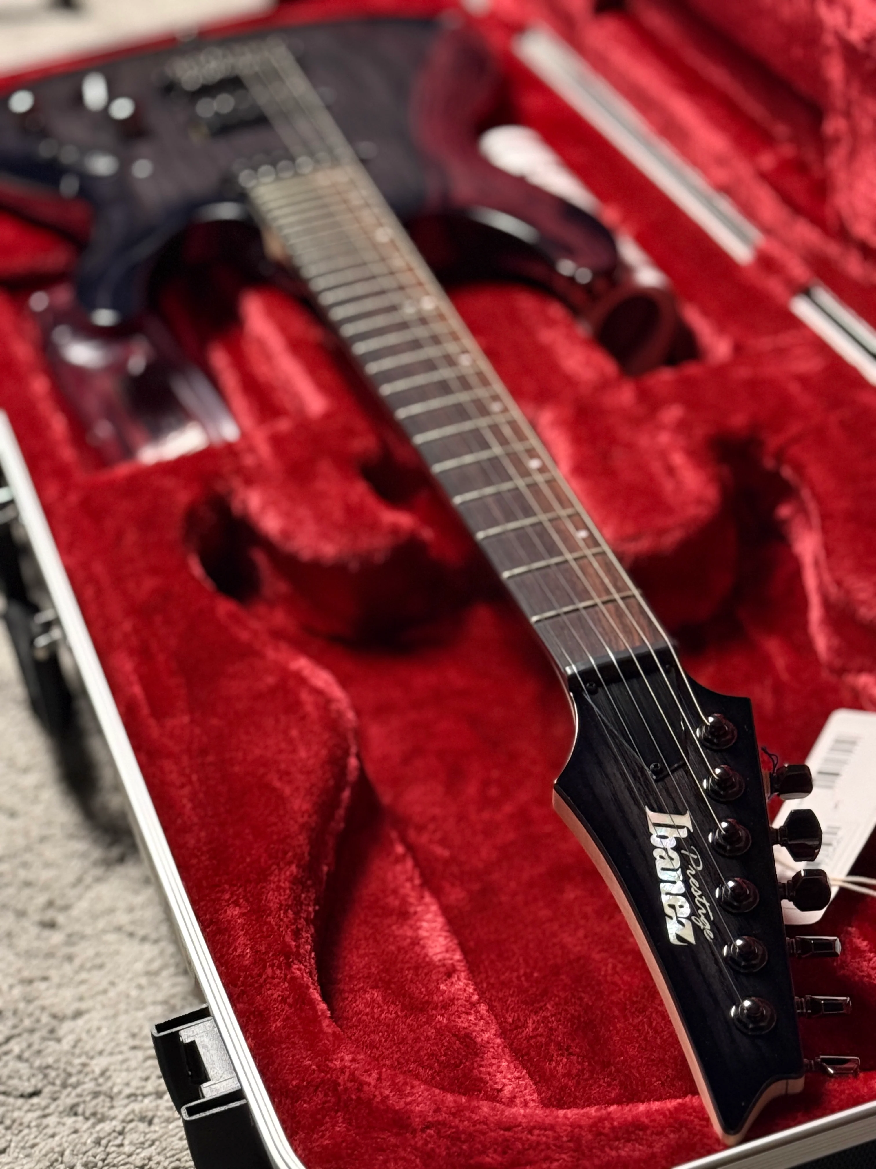 Ibanez S6621AH-TGB w/Case in Transparent Gray Burst F2534343 - Image 10