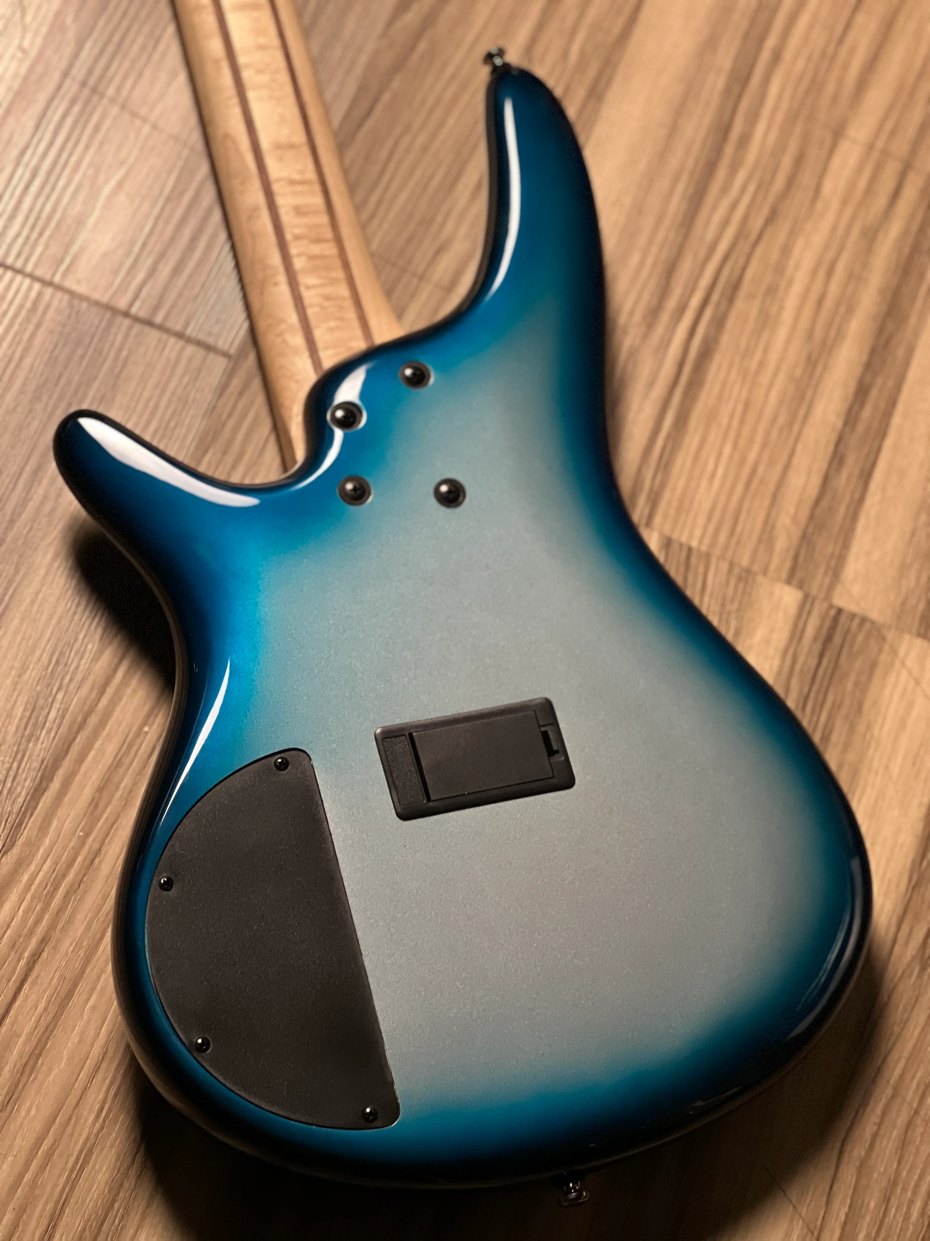 Ibanez SR305E-DOT 5-String Guitar in Deep Ocean Metallic - Image 6