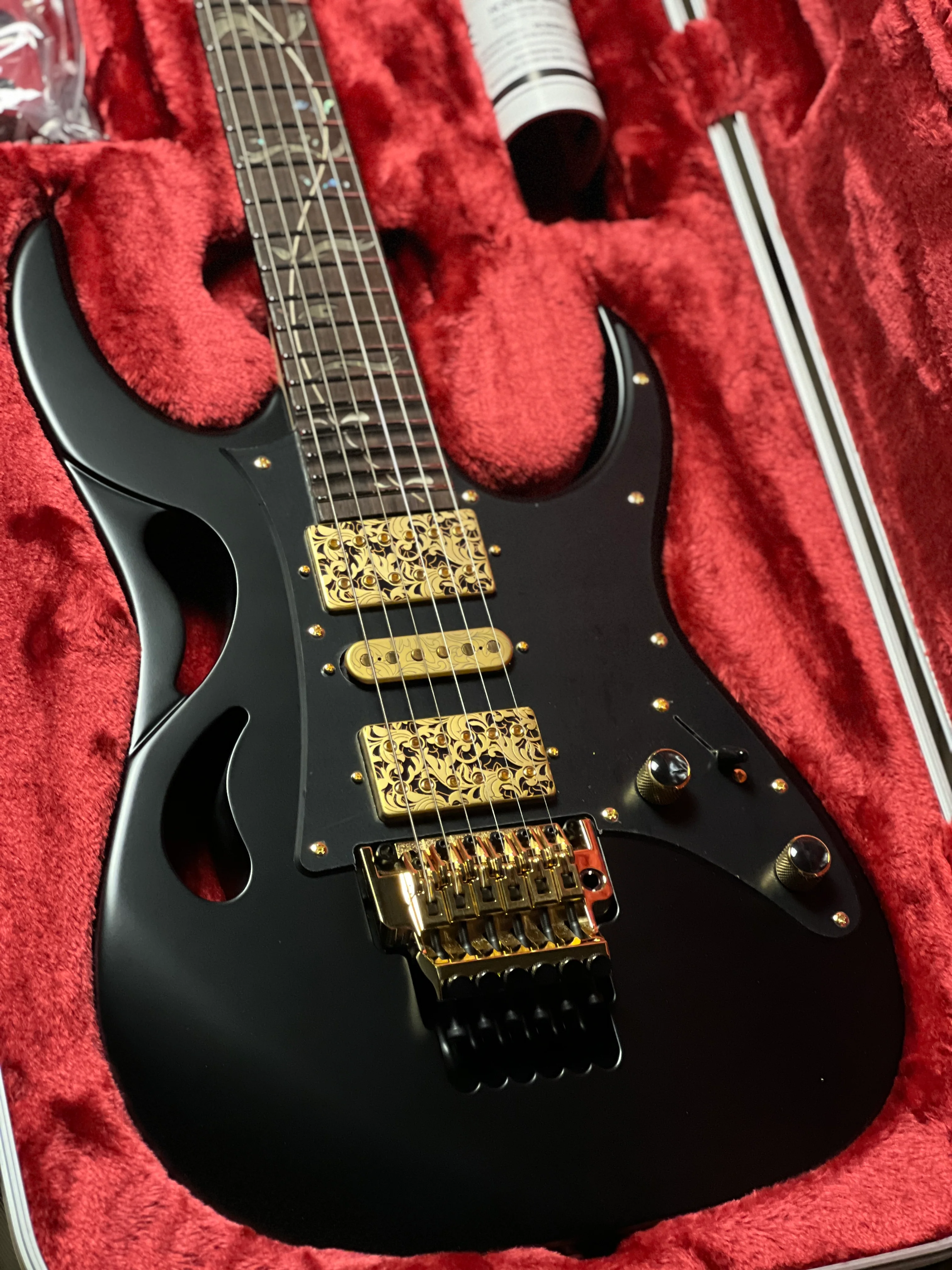 Ibanez Steve Vai Signature PIA3761 in Onyx Black F2422192 - Image 3