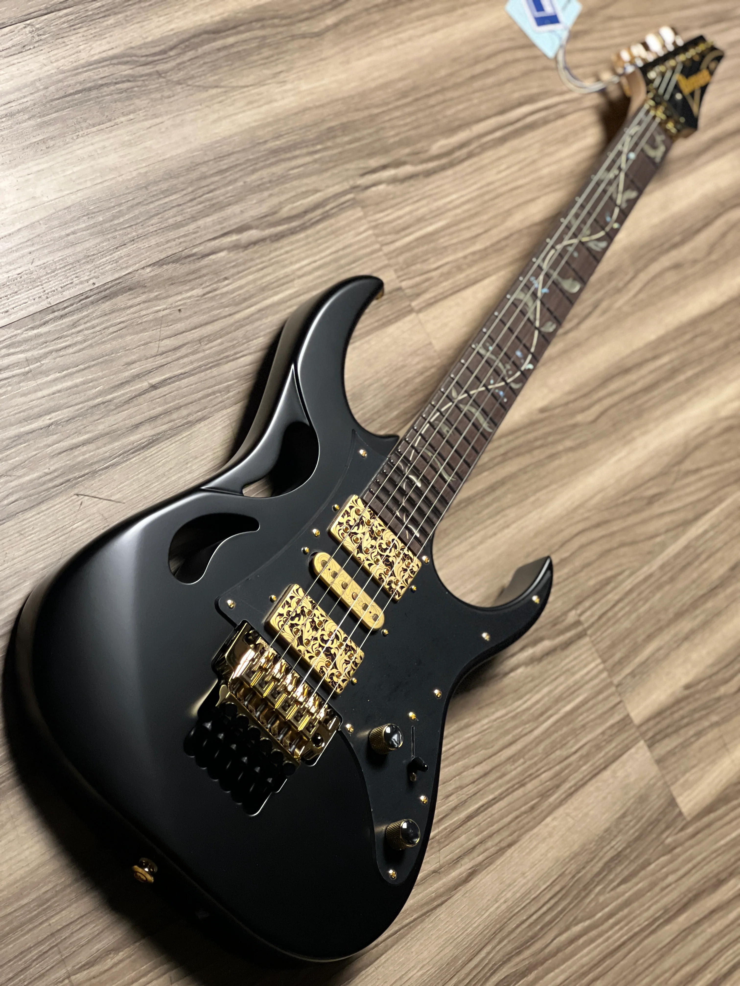 Ibanez Steve Vai Signature PIA3761 in Onyx Black F2422192 - Image 9