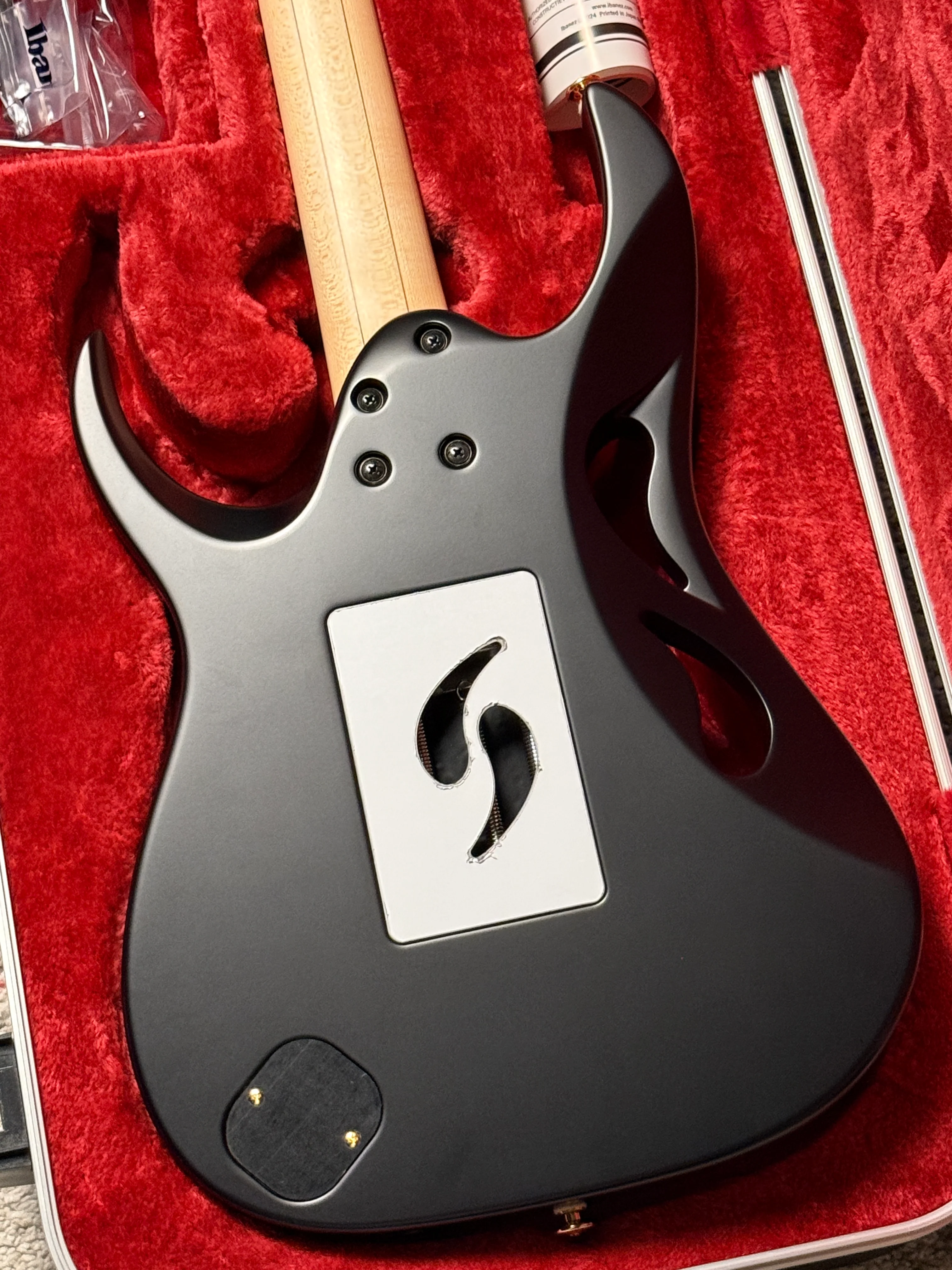 Ibanez Steve Vai Signature PIA3761 in Onyx Black F2507657 - Image 6