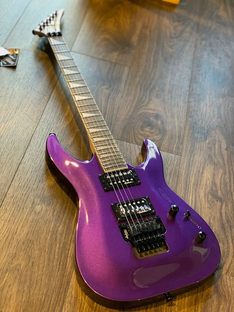Jackson JS Series Dinky Archtop JS32 DKA with Amaranth FB in Pavo Purple