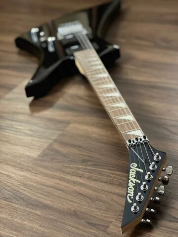 Jackson JS32T Kelly - Gloss Black - Image 4