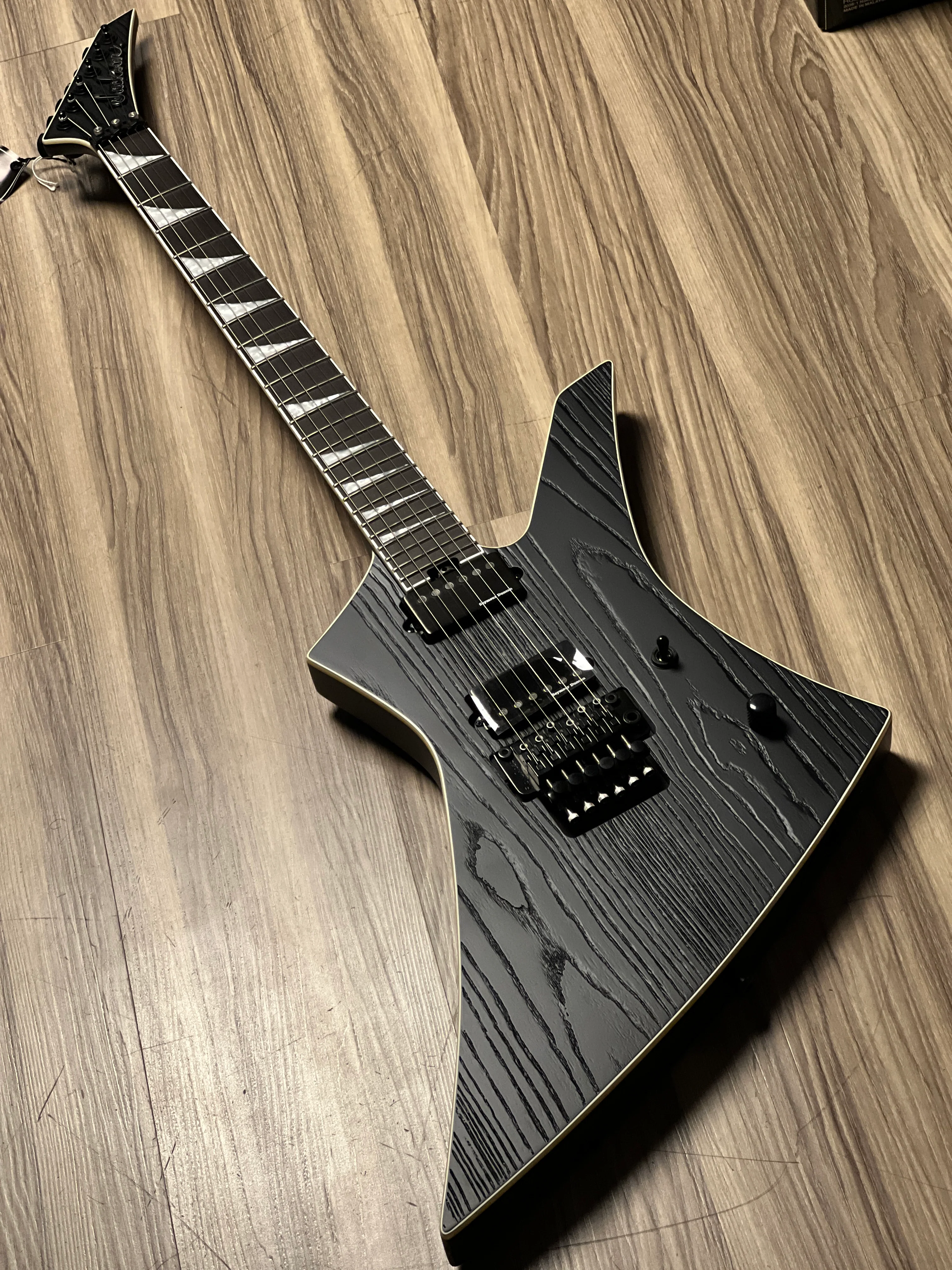 Jackson Pro Series Jeff Loomis Signature Kelly KE in Black Ash KWJ2400725 - Image 3