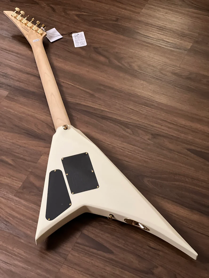 Jackson Pro Series Rhoads RR3 in Ivory with Black Pinstripes - Image 4