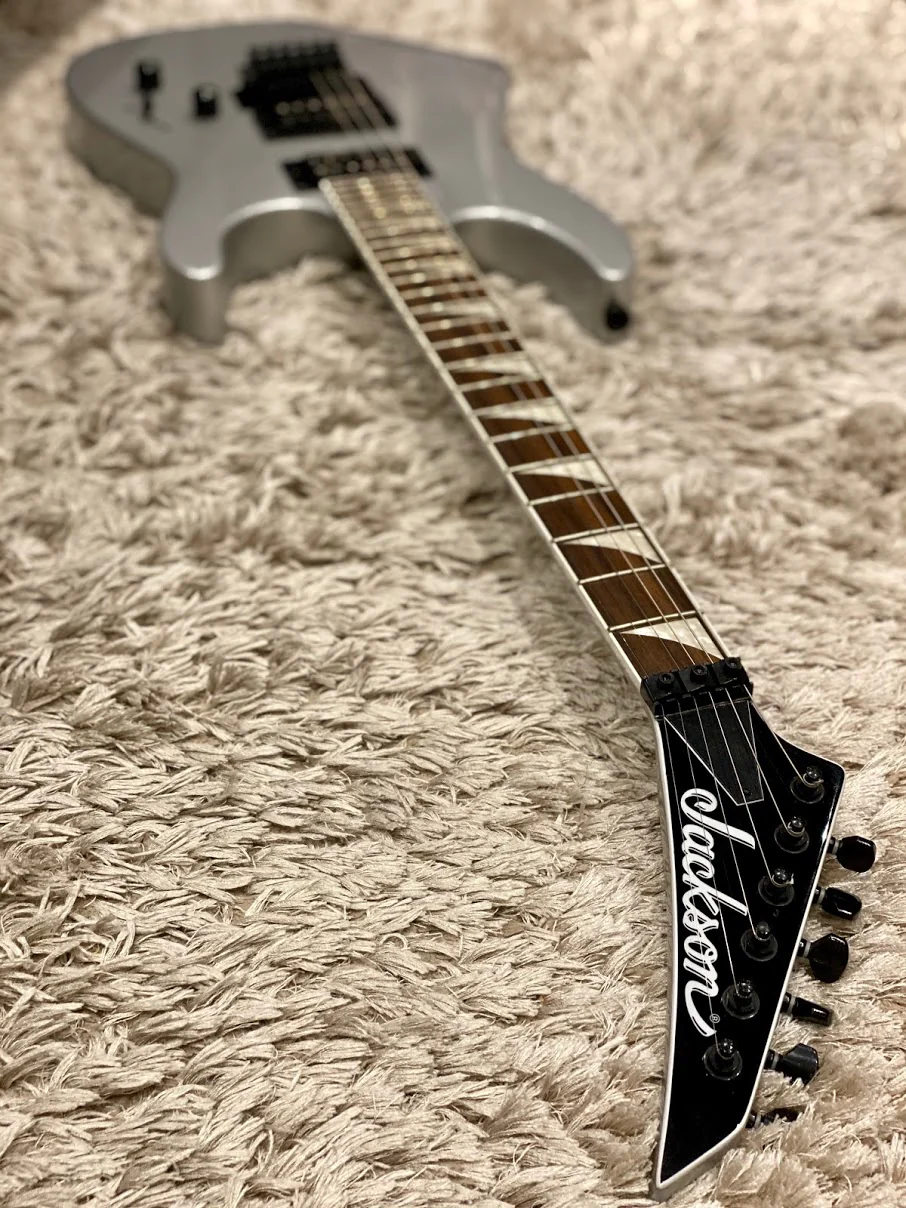 Jackson Soloist SLX with Rosewood Fingerboard - Quicksilver - Image 3