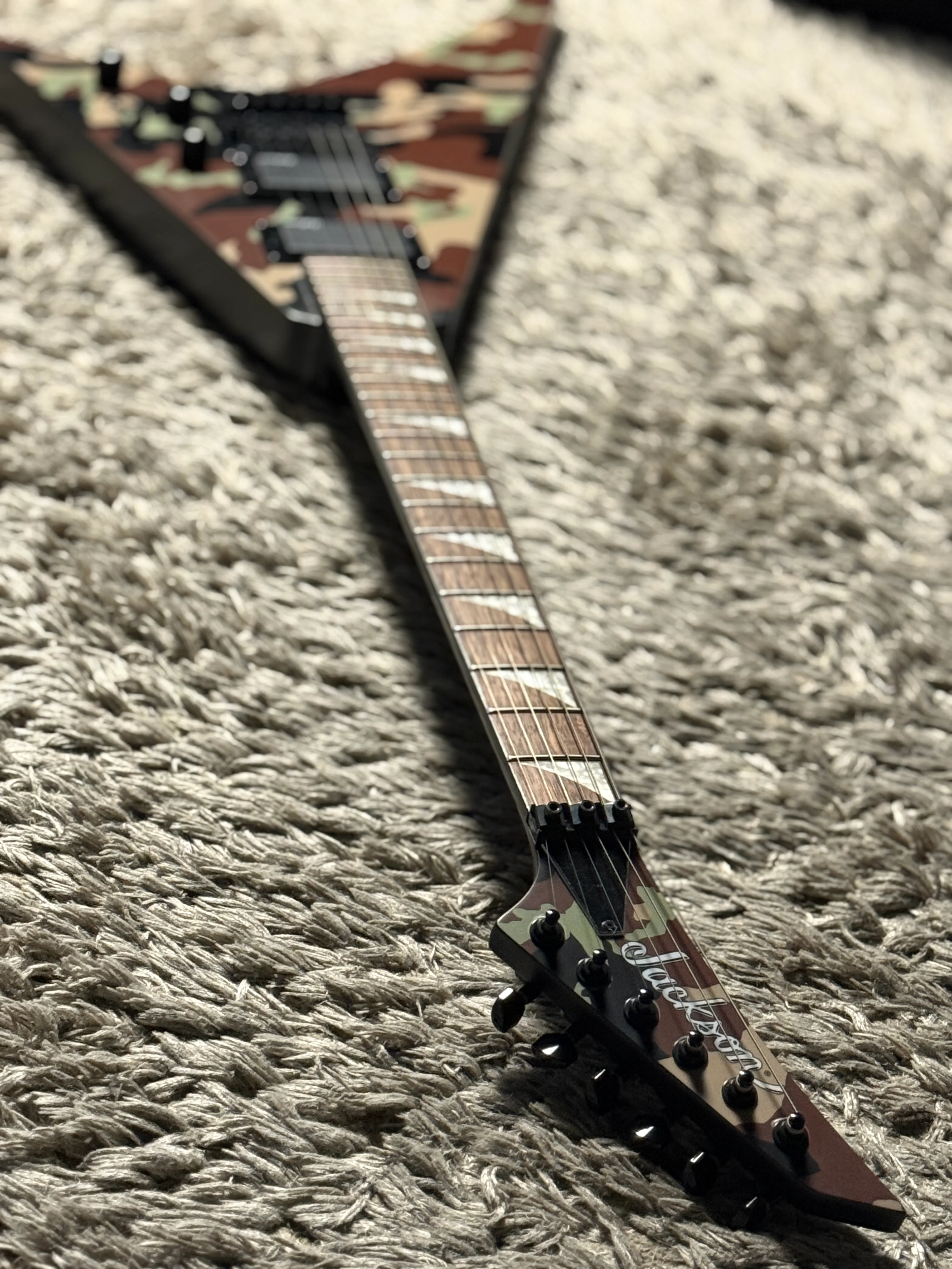 Jackson X Series Rhoads RRX24 with Laurel FB in Woodland Camo (USED) - Image 8