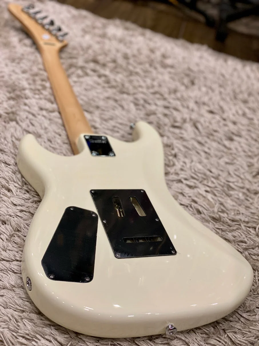 Kramer Baretta Special in Vintage White - Image 2