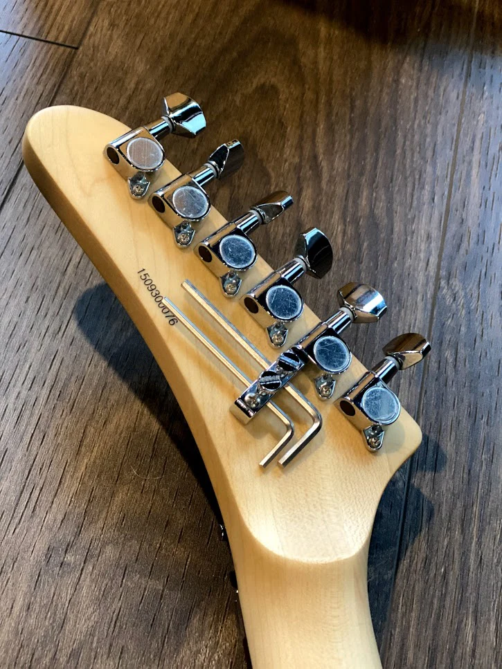 Kramer Baretta Vintage in Candy Blue - Image 2