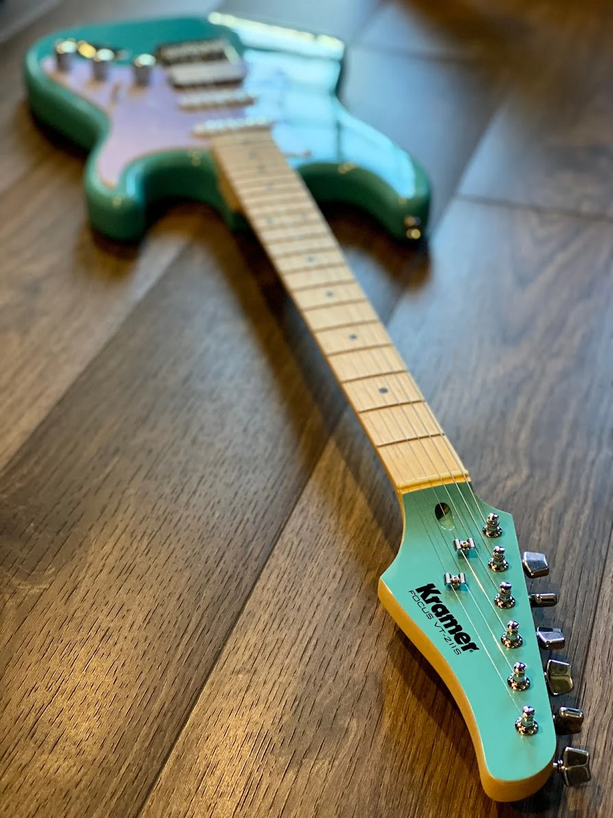 Kramer Focus VT-211S Electric Guitar in Teal - Image 3