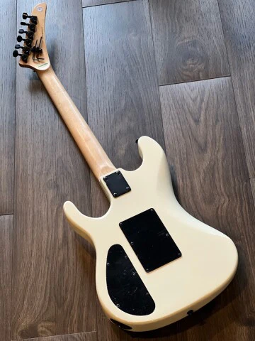 Kramer Nightswan in Aztec Marble Graphic - Image 4