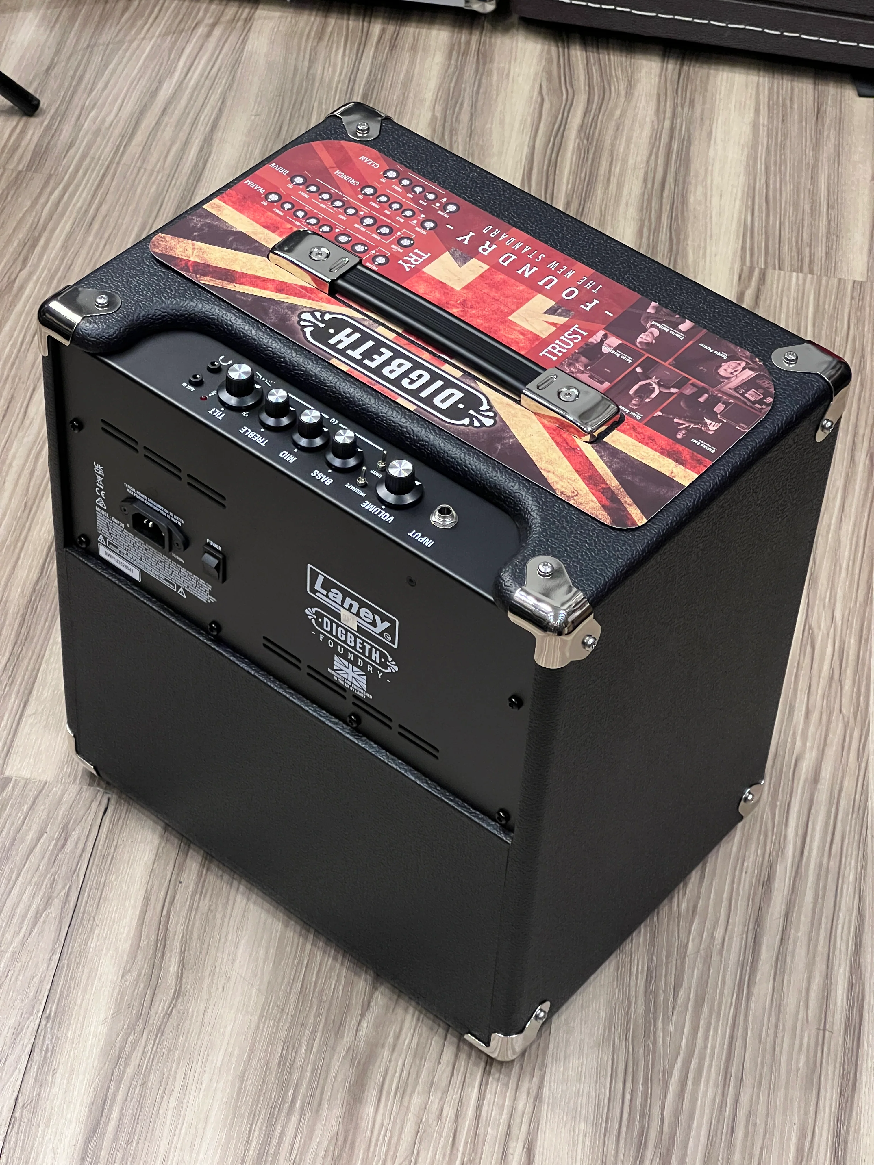 Laney DBF30 Digbeth Foundry 30 watt 1 x 8 inch Bass Combo Amplifier - Image 4