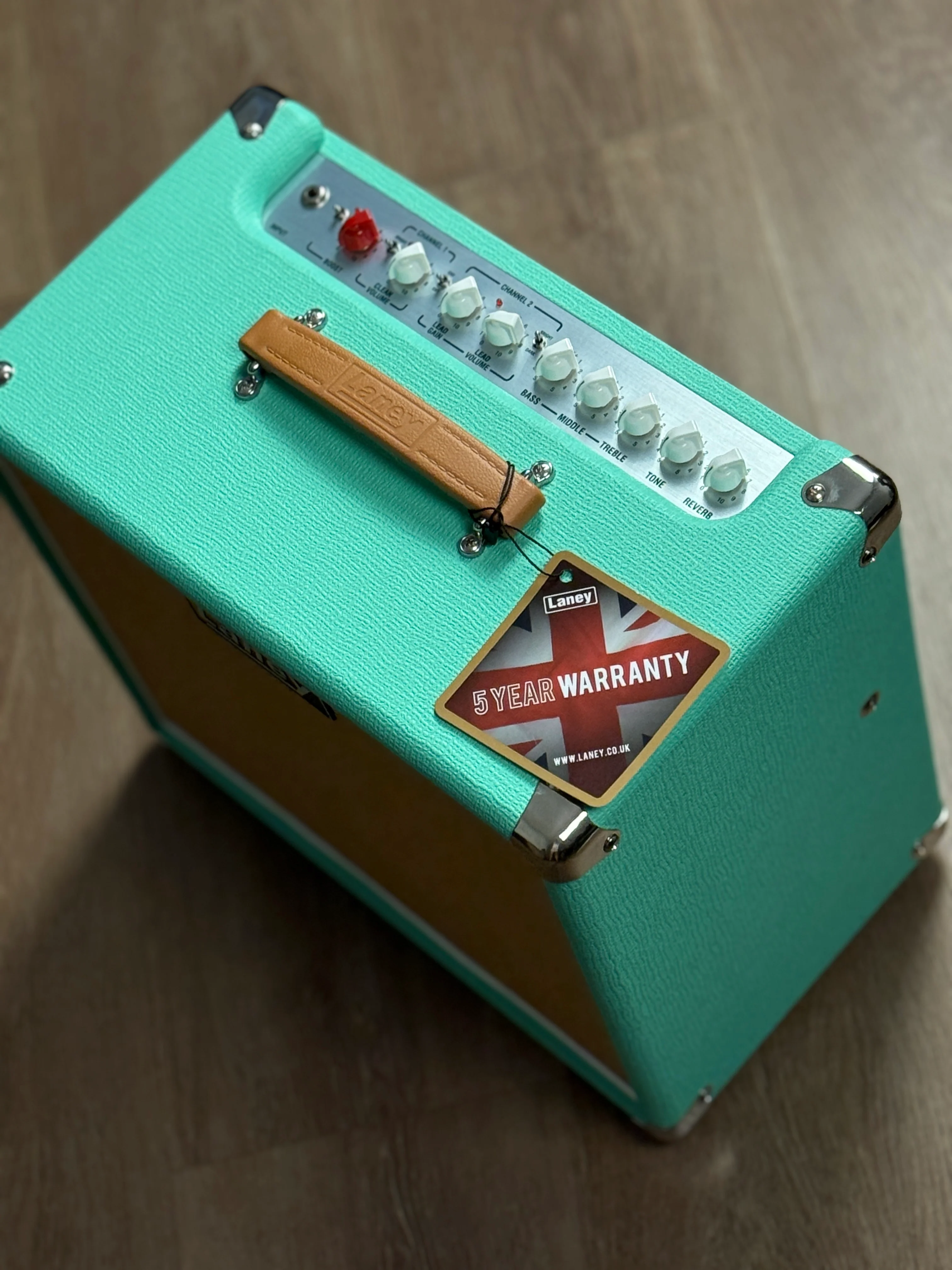 Laney LF Super 60-112 60-watt 1 x 12-inch Solid-state Combo Amplifier in Seafoam Green - Image 2