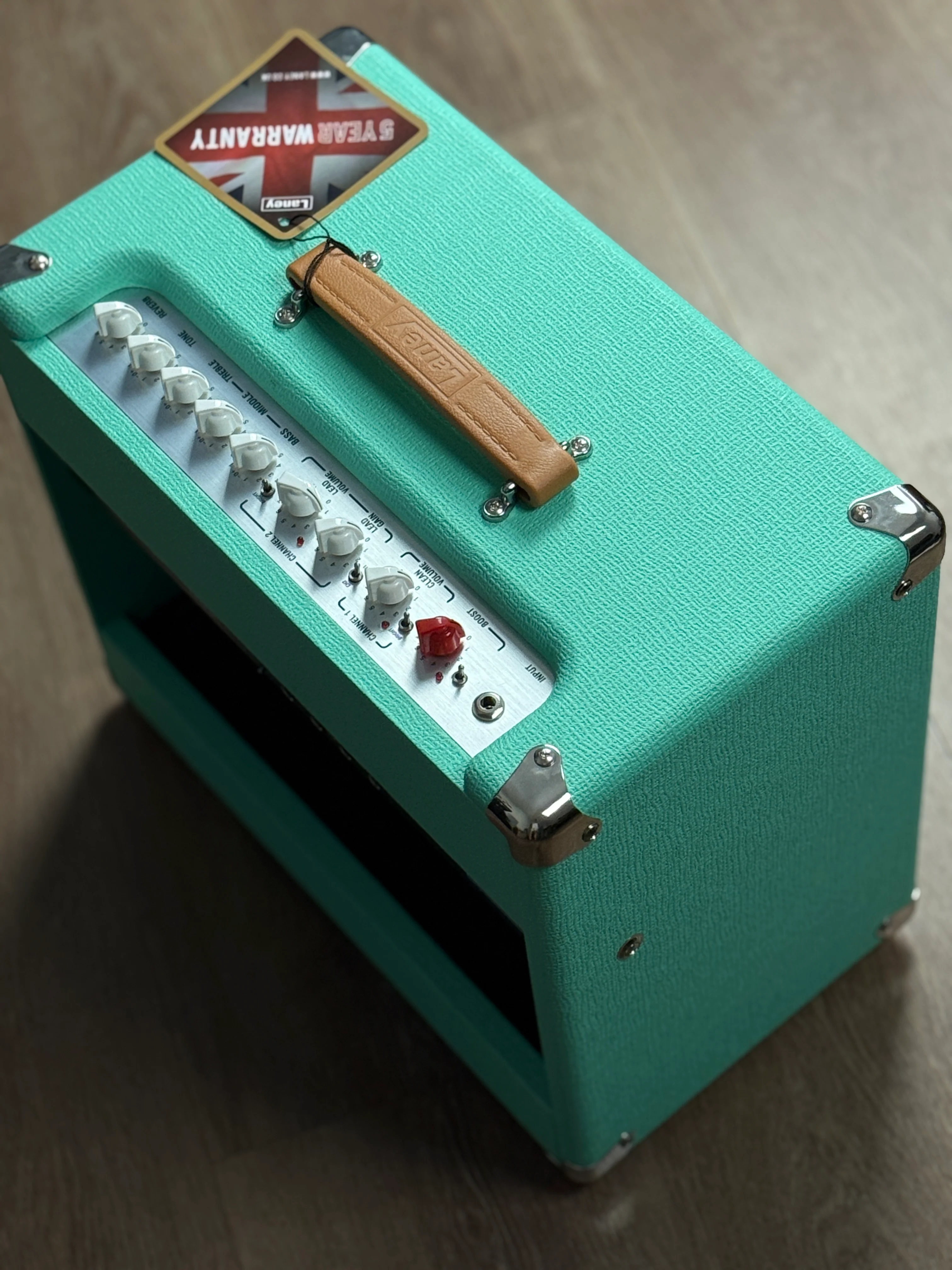 Laney LF Super 60-112 60-watt 1 x 12-inch Solid-state Combo Amplifier in Seafoam Green - Image 4