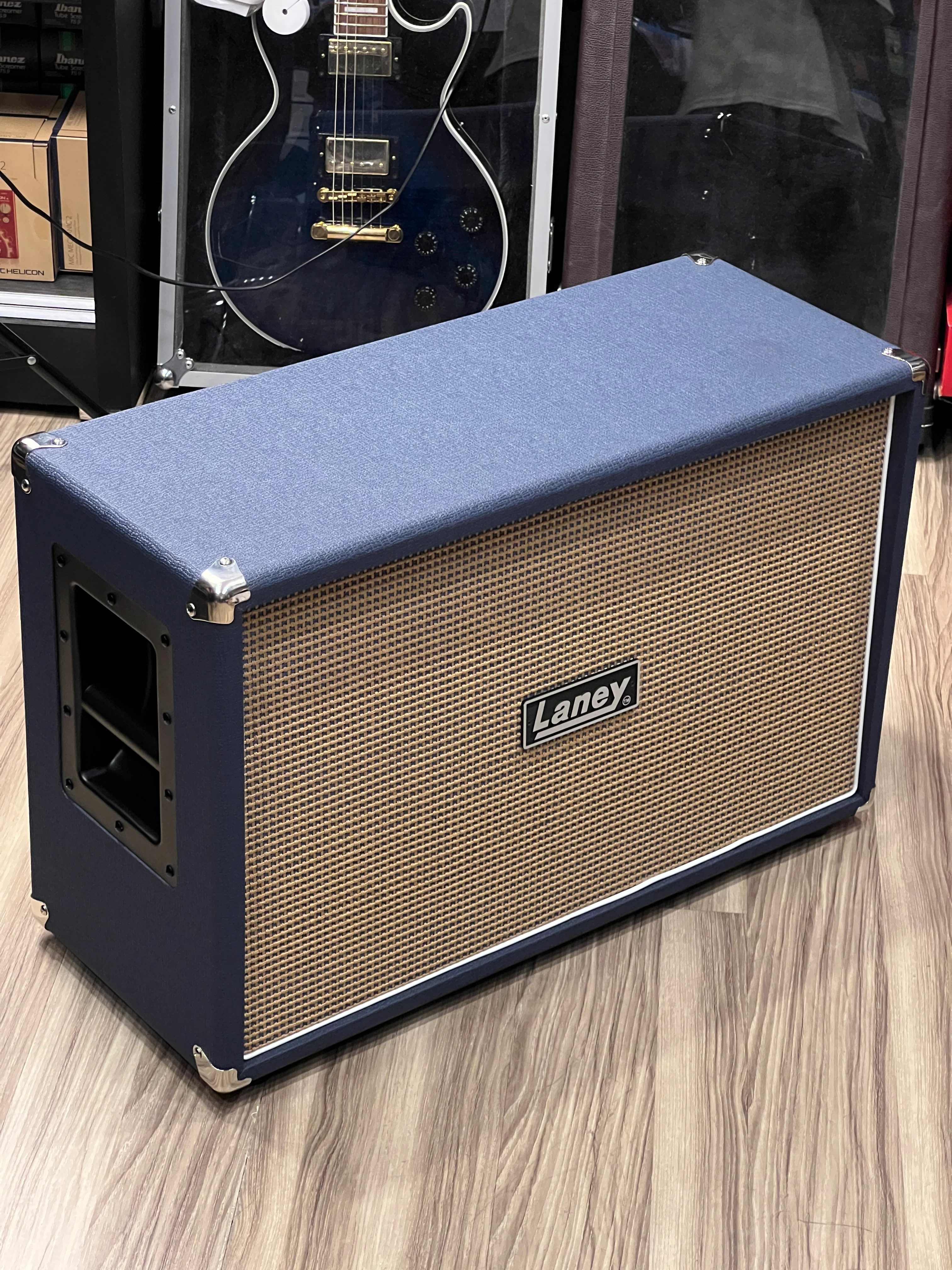 Laney Lionheart Foundry Series LF212 2x12  Amp Cabinet - Image 2