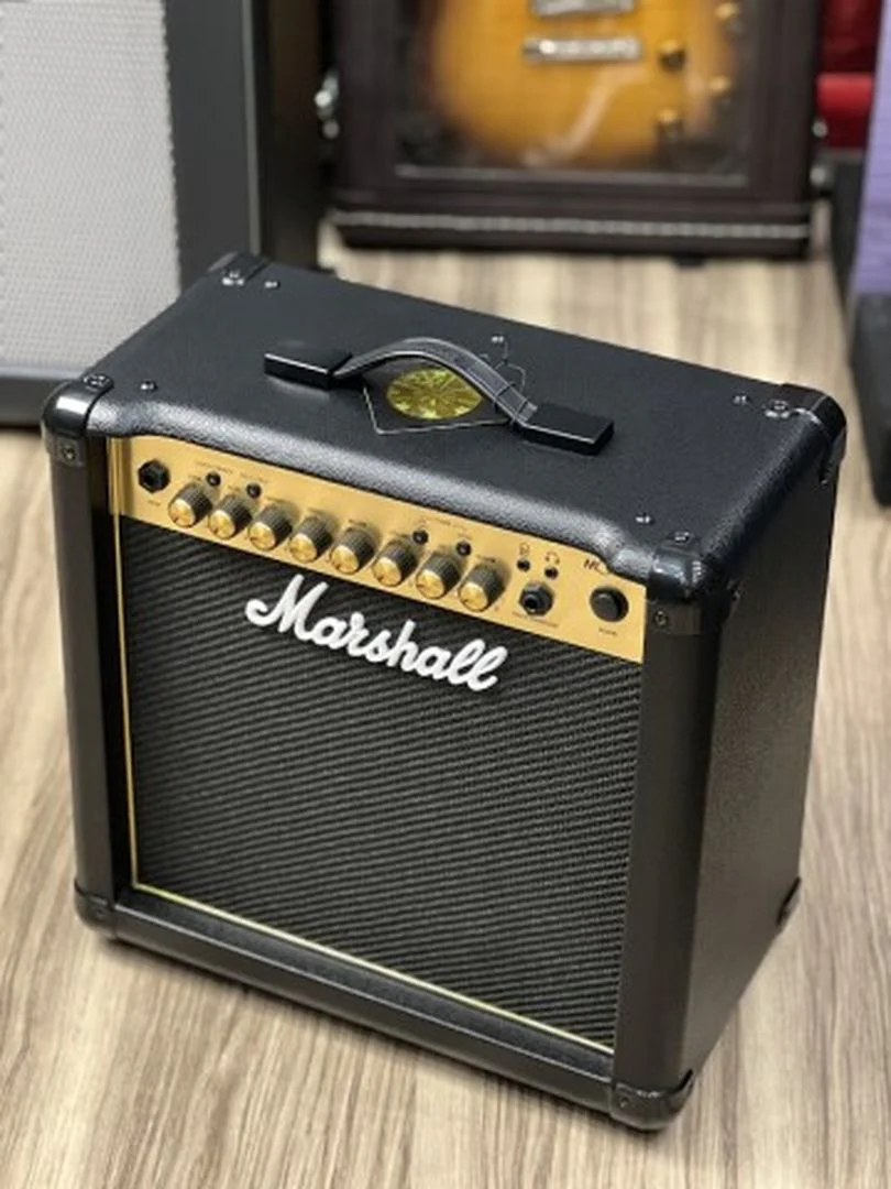 Marshall MG15GFX 15-Watt 1x8 Inch Combo Amp with Effects - Image 2