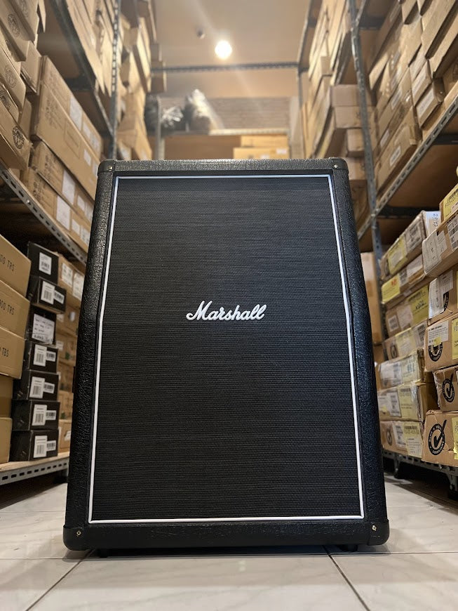 Marshall MX212AR 160-Watt 2x12" Vertical Extension Cabinet - Image 3