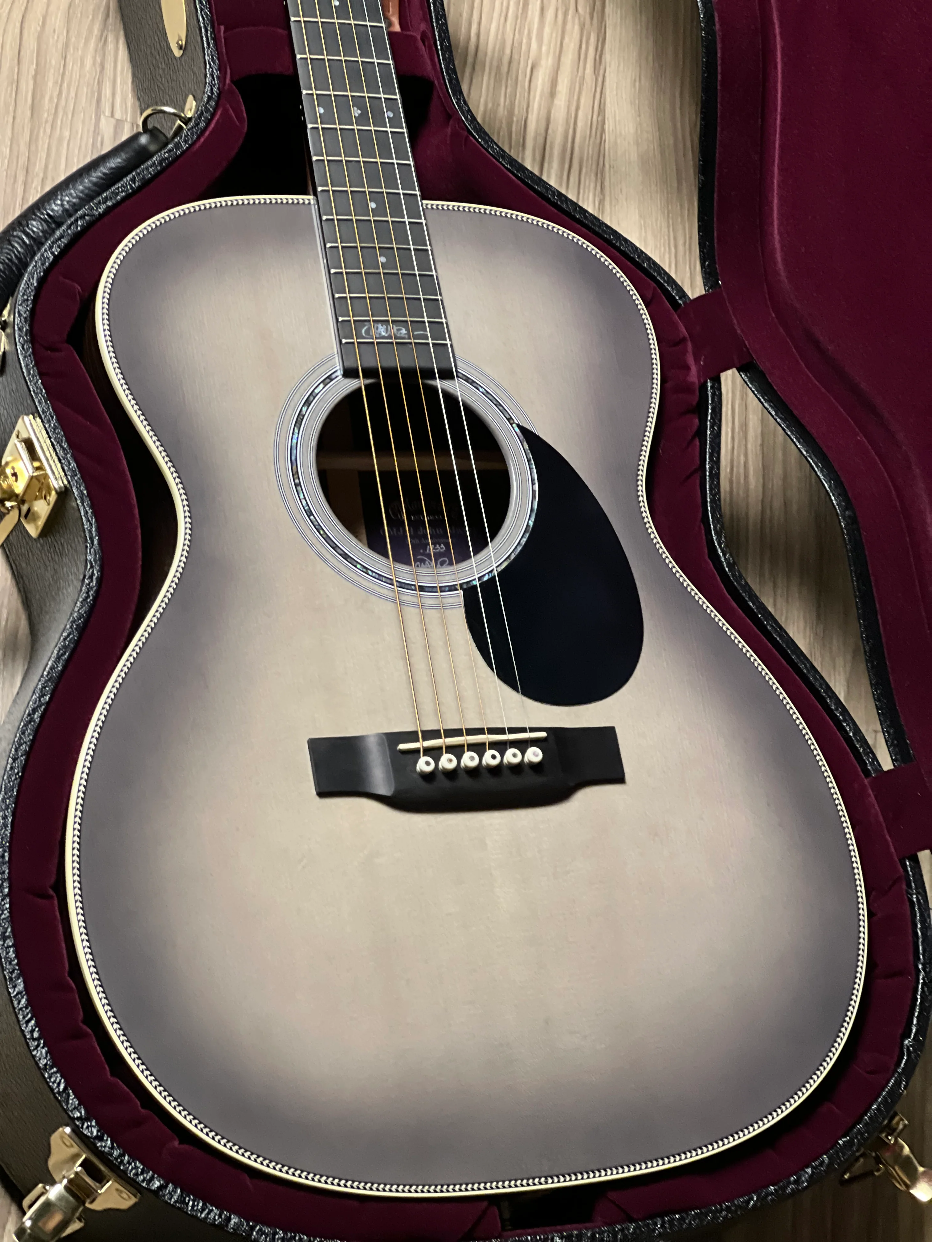 Martin OMJM John Mayer 20Th Anniversary with Platinum Gray Burst 2920779 - Image 3
