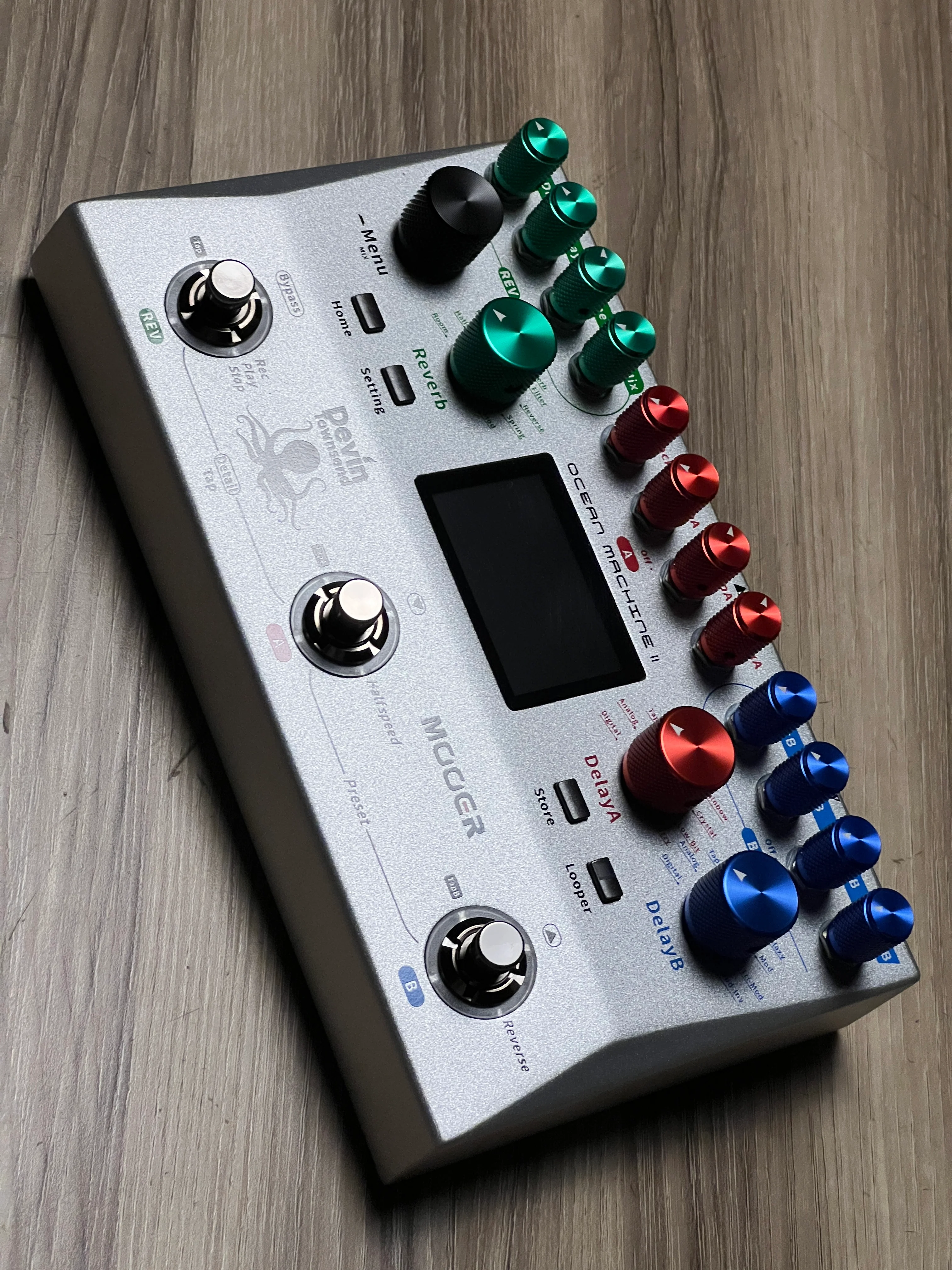 Mooer Ocean Machine II Devin Townsend Signature Dual Delay & Reverb Pedal - Image 2
