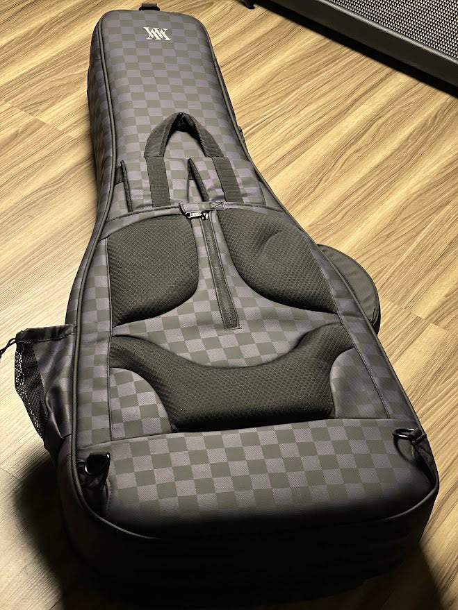 Moonwalk Stage EG1200 Premium Aerocase Gigbag for Guitar in Checkered Purple - Image 6