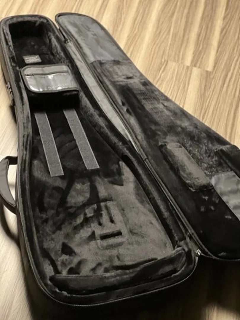 Moonwalk Stage EG1200 Premium Aerocase Gigbag for Guitar in Army Gray - Image 5
