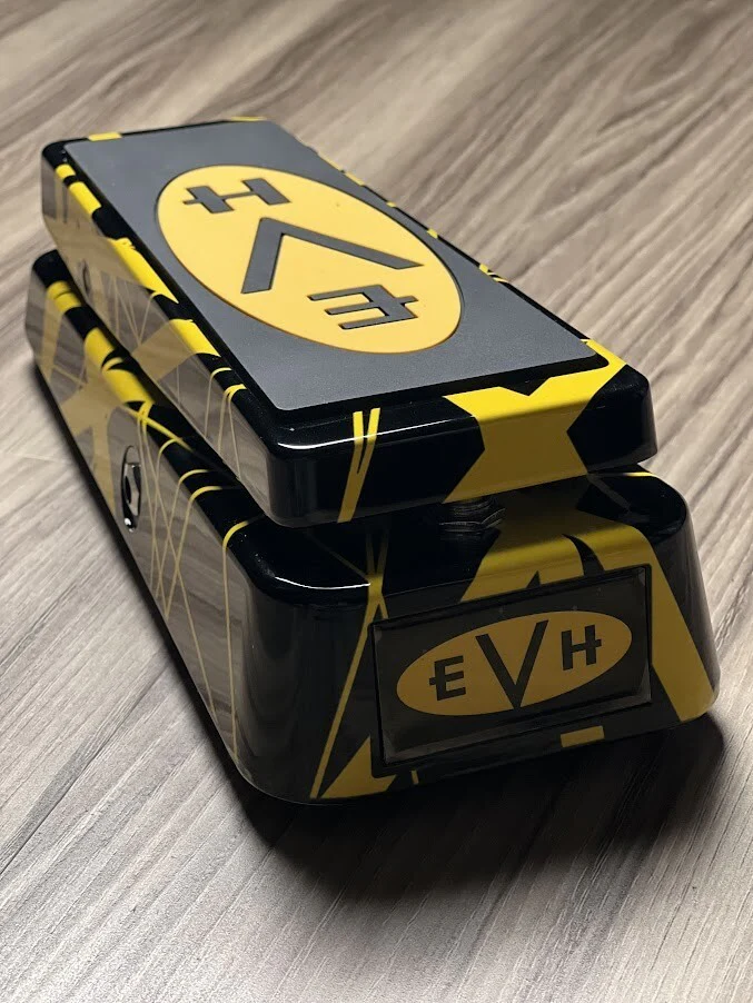 MXR Dunlop EVH-95 Eddie Van Halen Signature WAH WAH Cry Baby Wah Pedal - Image 3