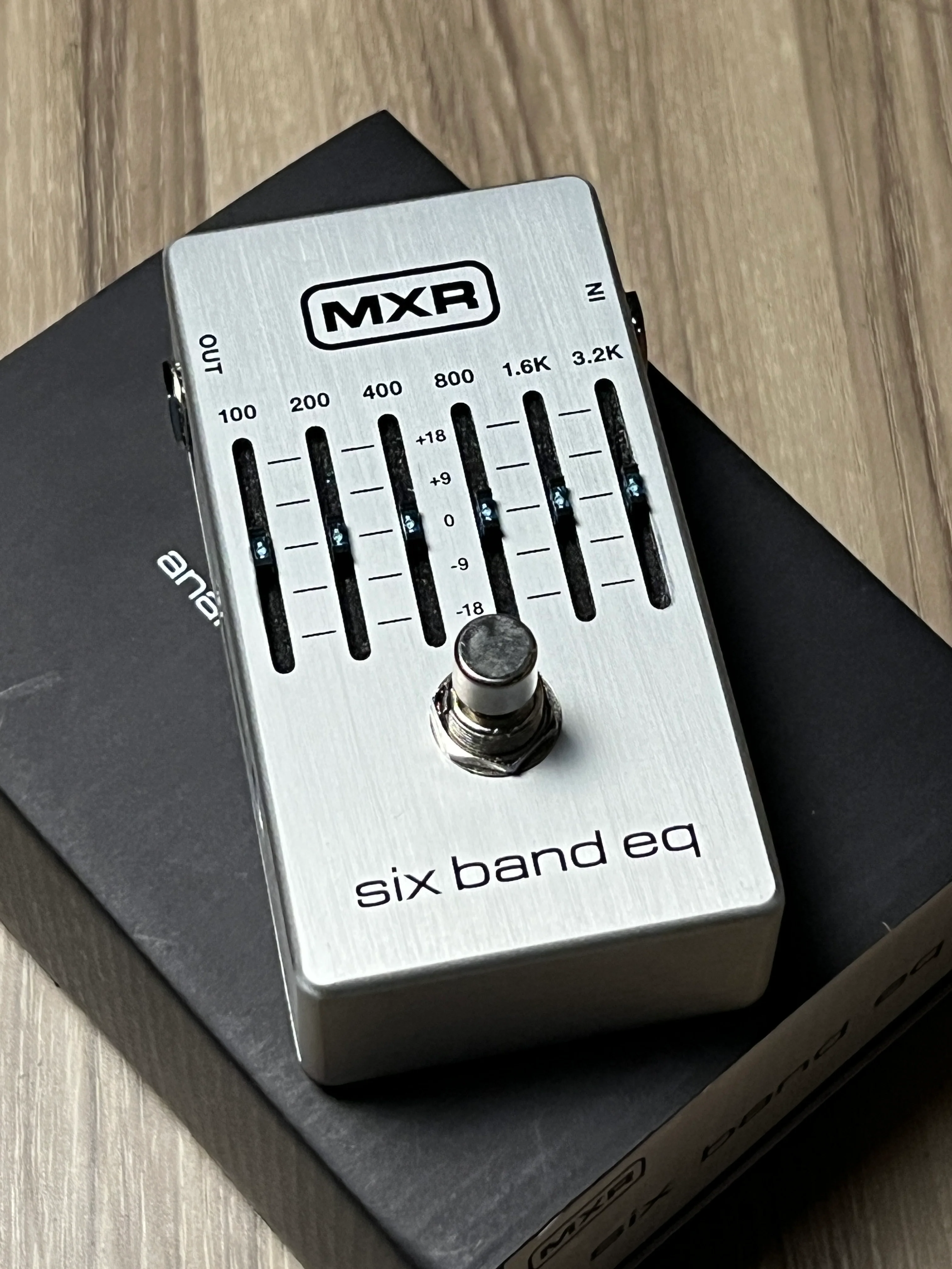 MXR M109S Six Band Equalizer Silver - Image 3