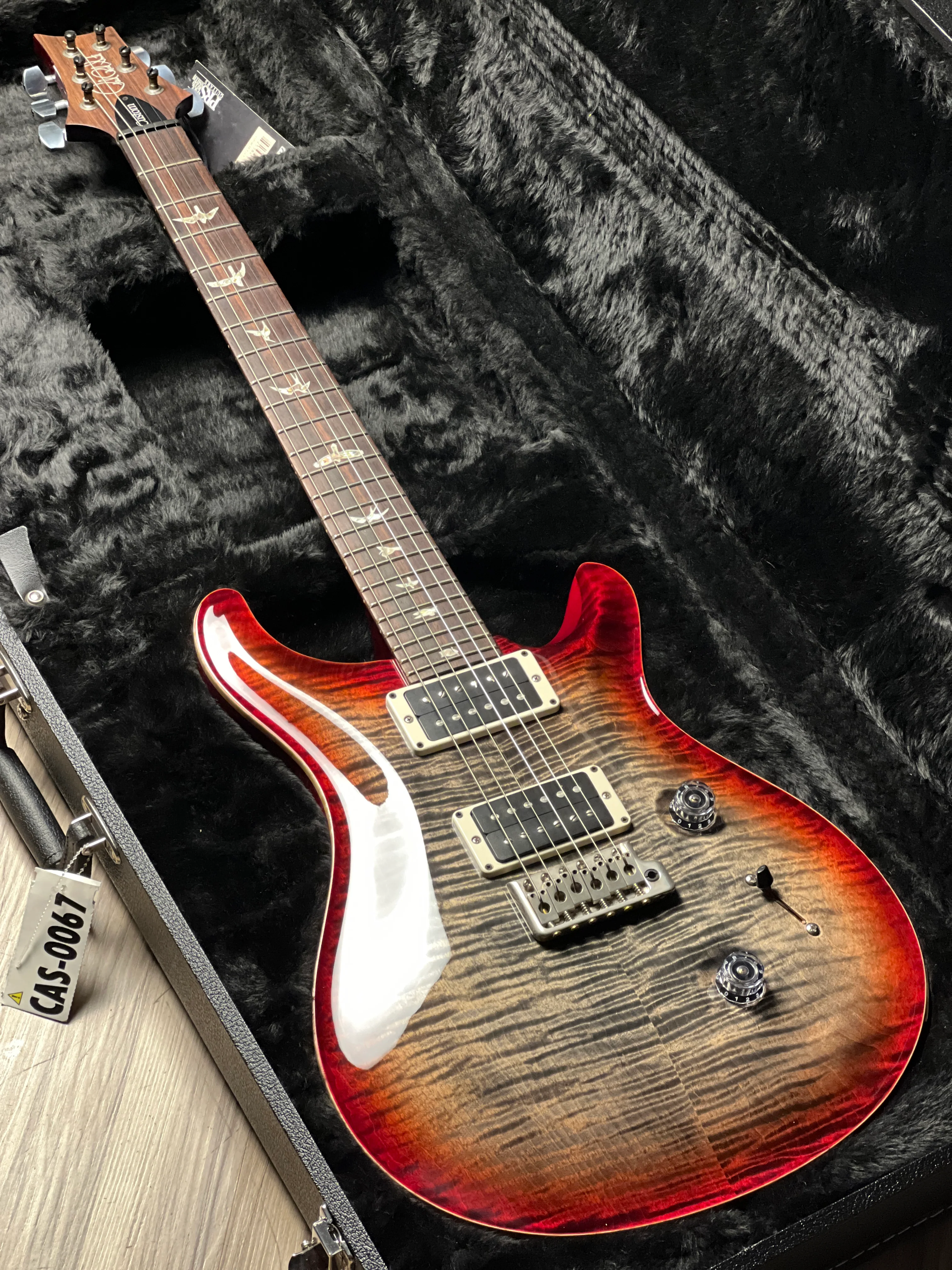 PRS Custom 24 10 Top In Charcoal Cherry With Stained Flame Neck 241400 - Image 10