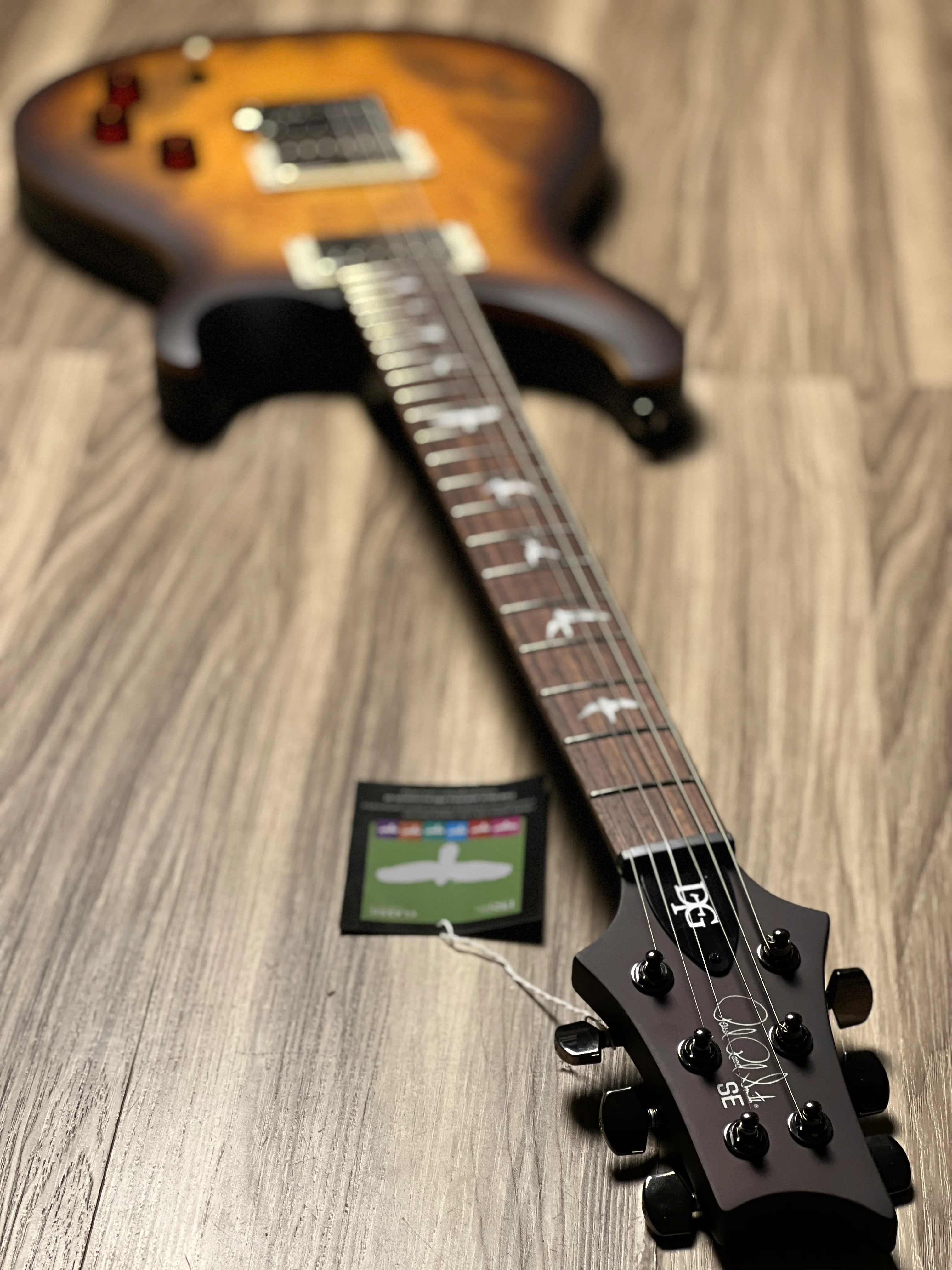 PRS SE "Exotic" DGT Laurel Burl McCarty in Tobacco Burst - Image 7