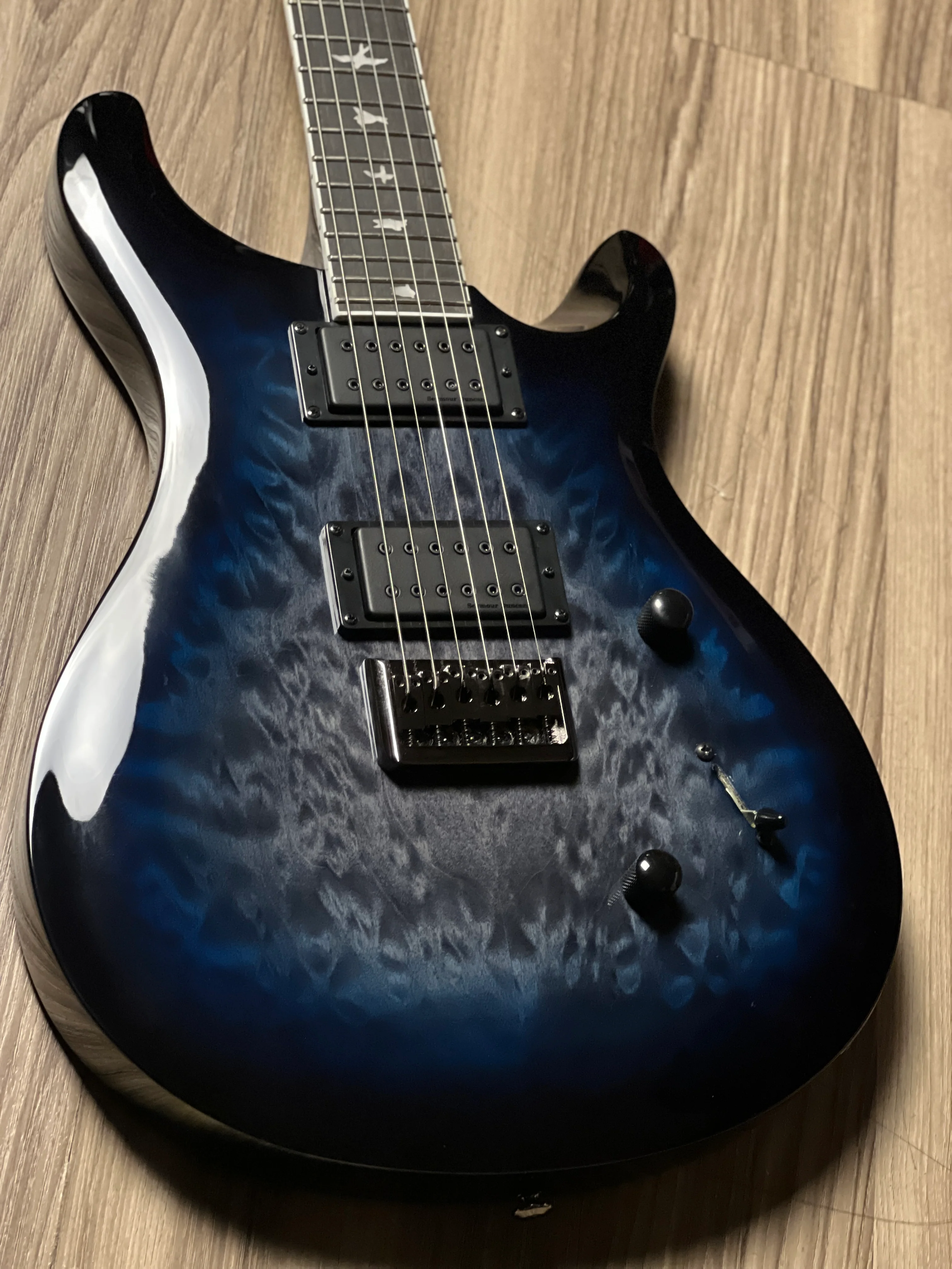 PRS SE Mark Holcomb Blue Burst 6 String - Image 4