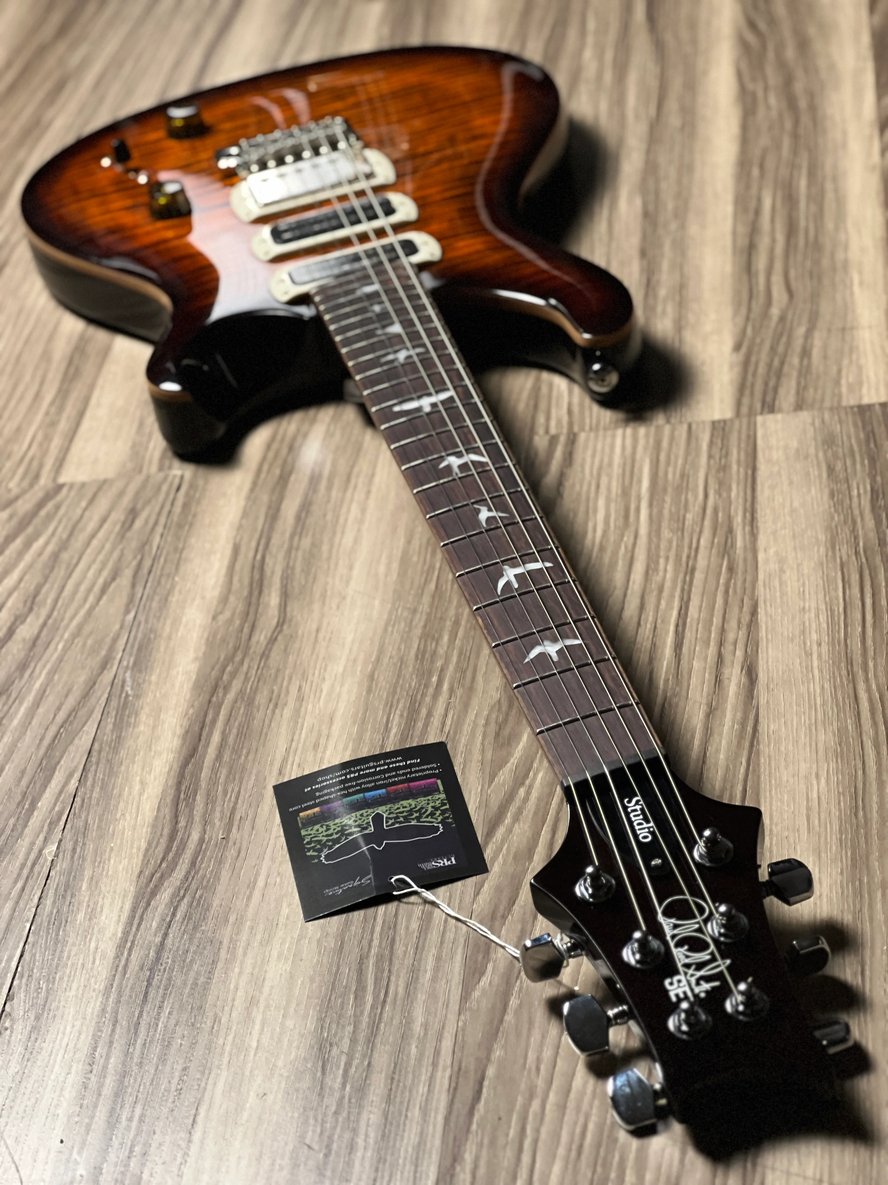 PRS SE Studio in Orange Tiger Smokeburst - Image 6